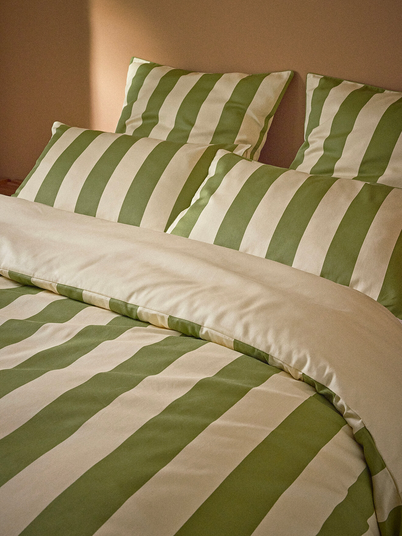 Cotton satin duvet cover "anouk" CYRILLUS