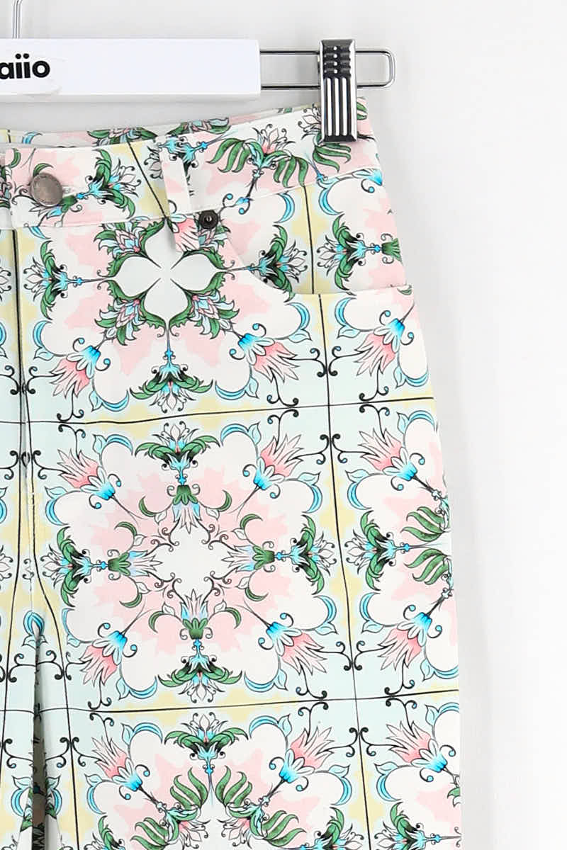 . JOHN GALLIANO - SECONDE MAIN White