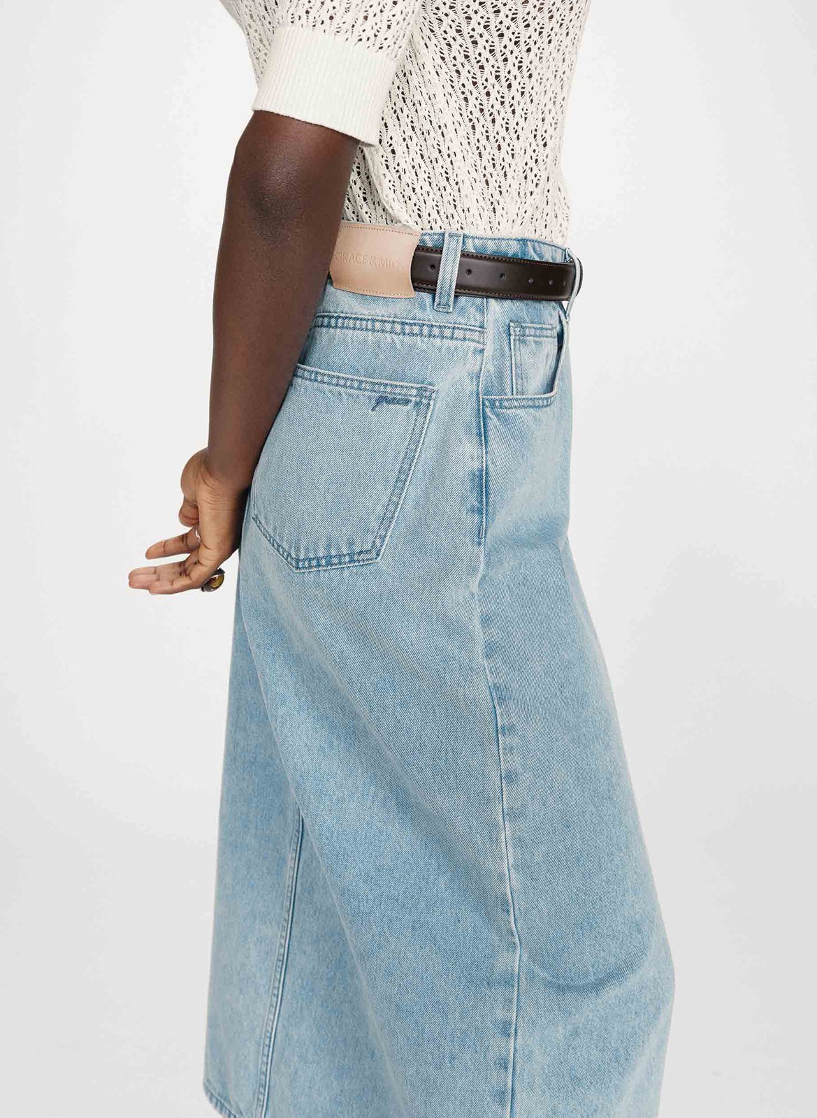 <p>Midi denim skirt with a slit</p> GRACE ET MILA Blue