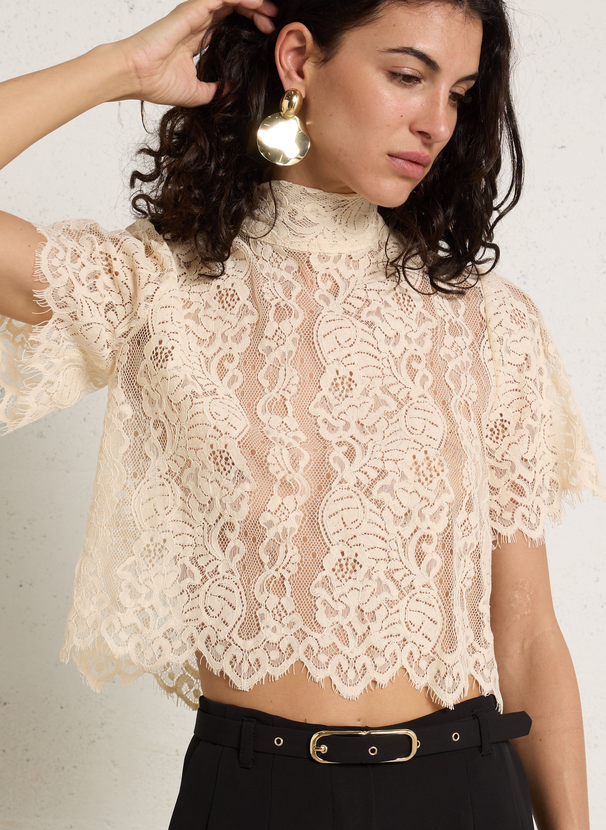 Top droit col montant en dentelle IMPERIAL Beige