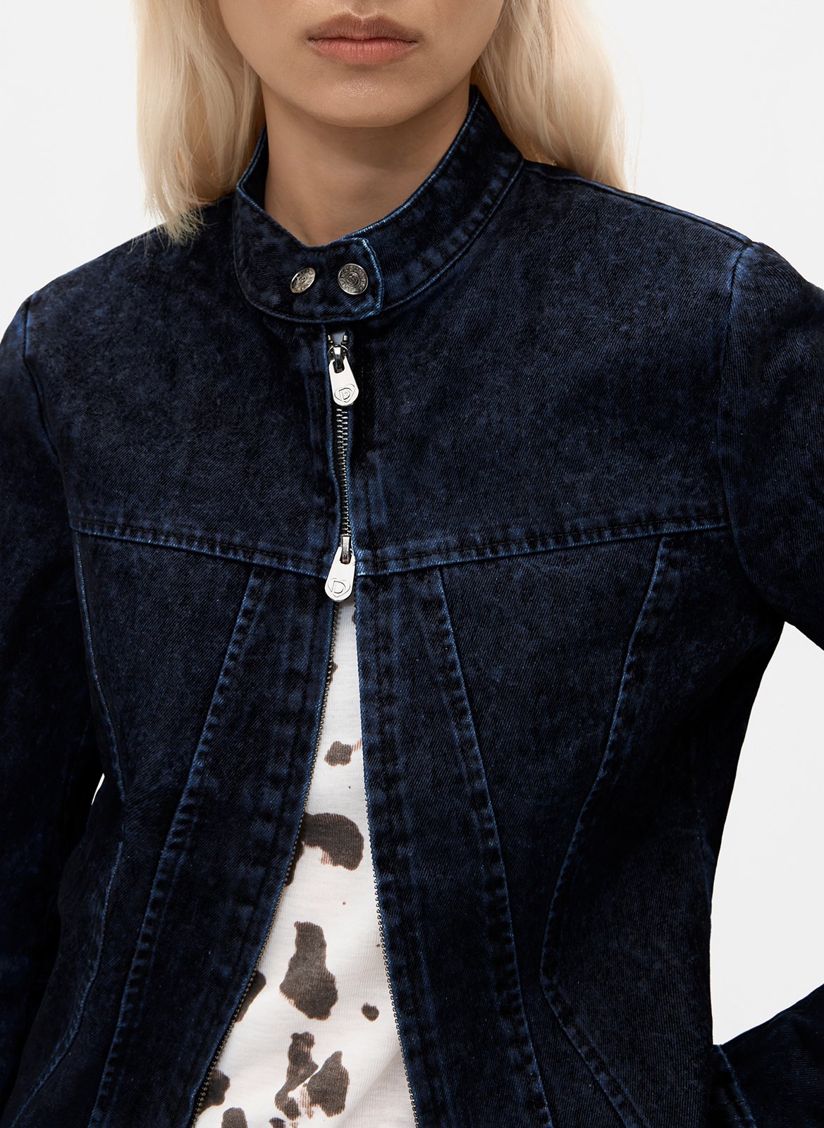 Rechte jas met opstaande kraag van katoenen denim. DESIGUAL Zwart