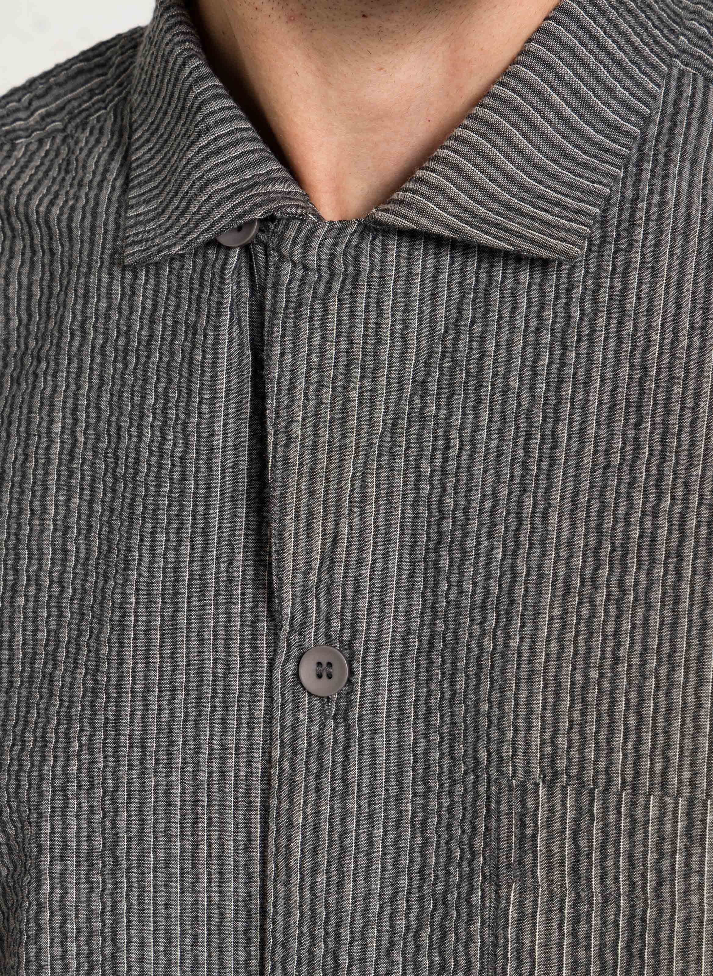 Chemise regular-fit col cubain rayée en coton seersucker MINIMUM Gris