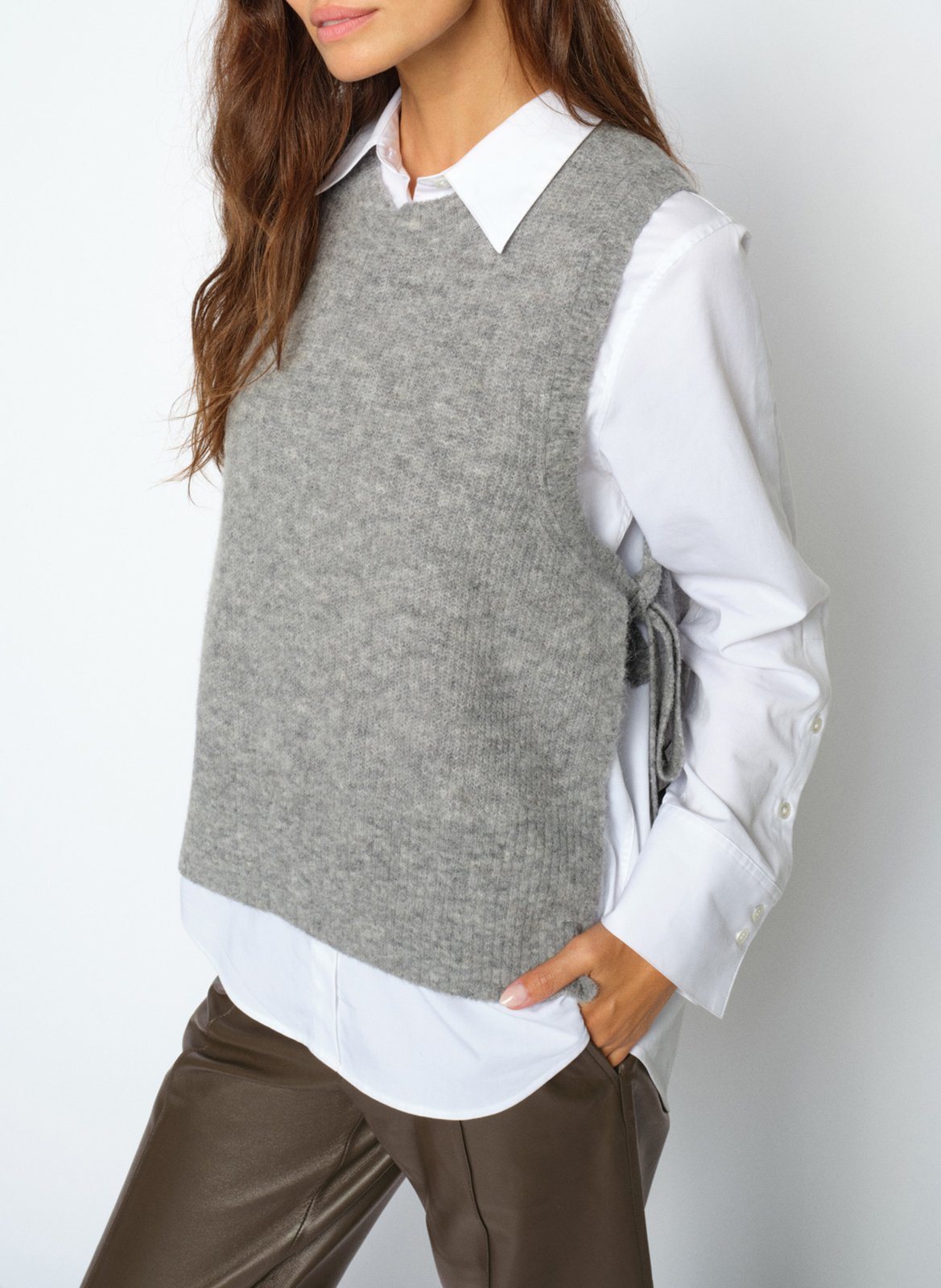 Pull sans manches en laine mélangée MOS MOSH Gris