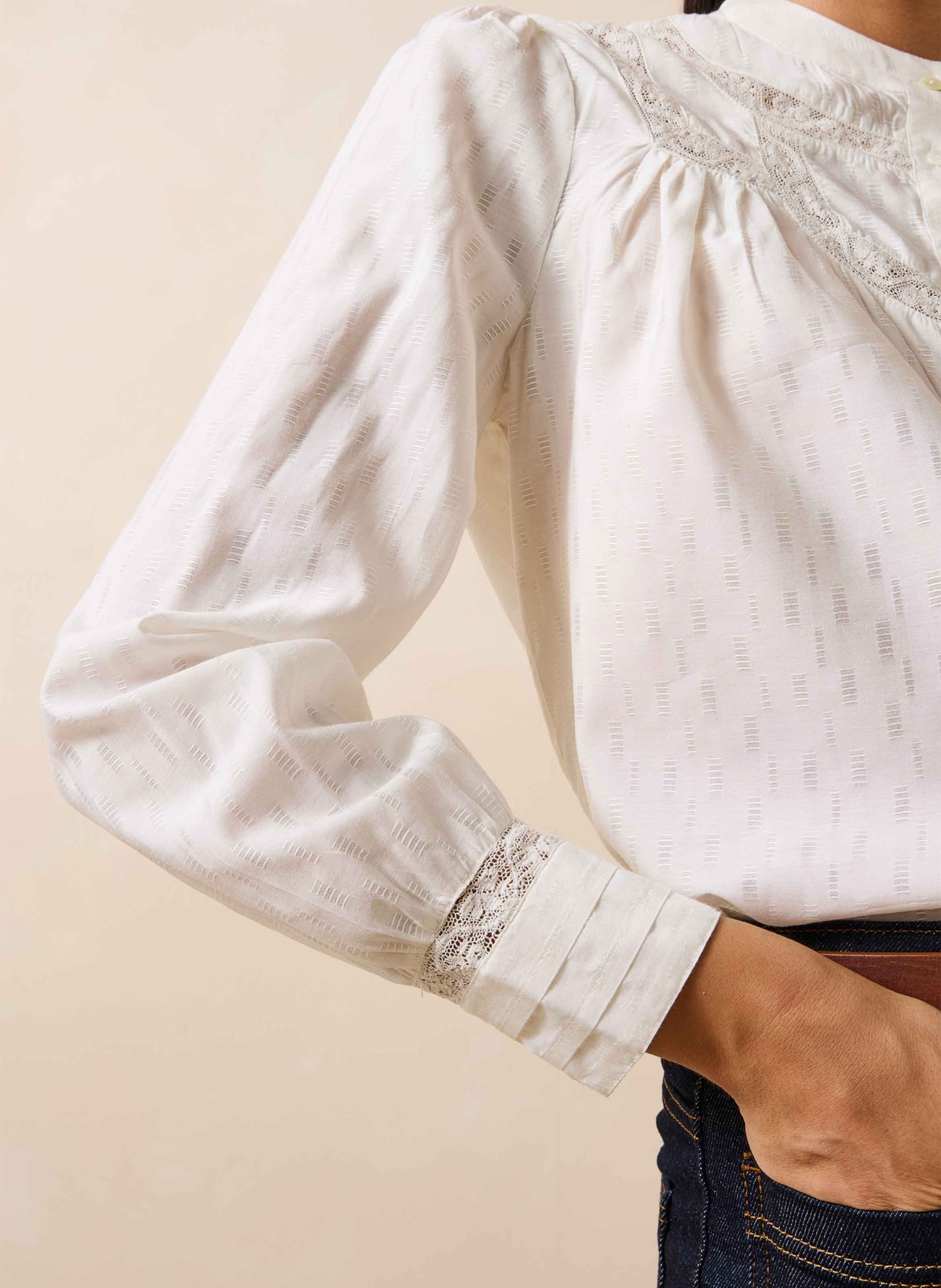 Blouse with round collar LA FEE MARABOUTEE White