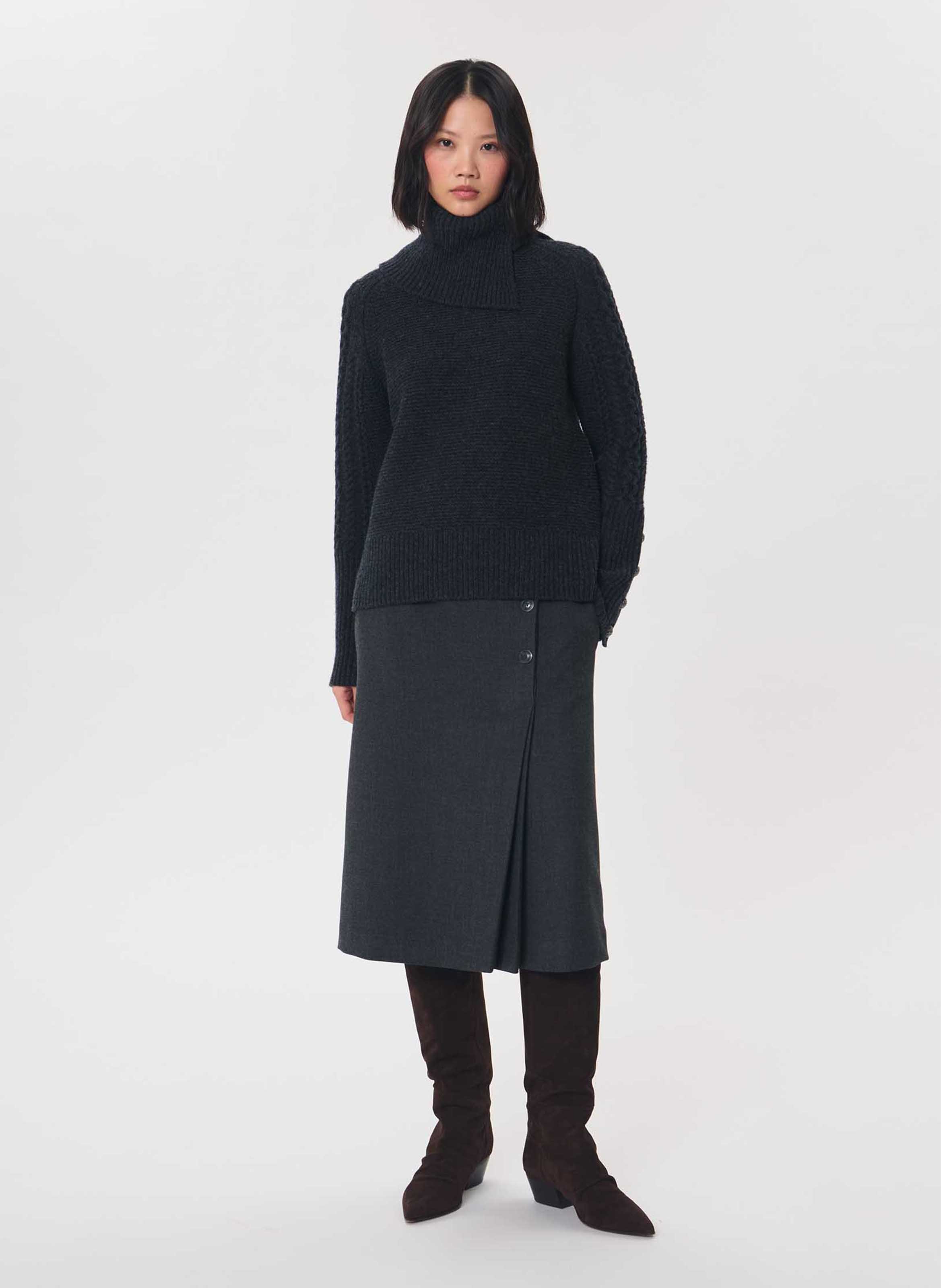 Straight round-neck wool jumper TARA JARMON Grey