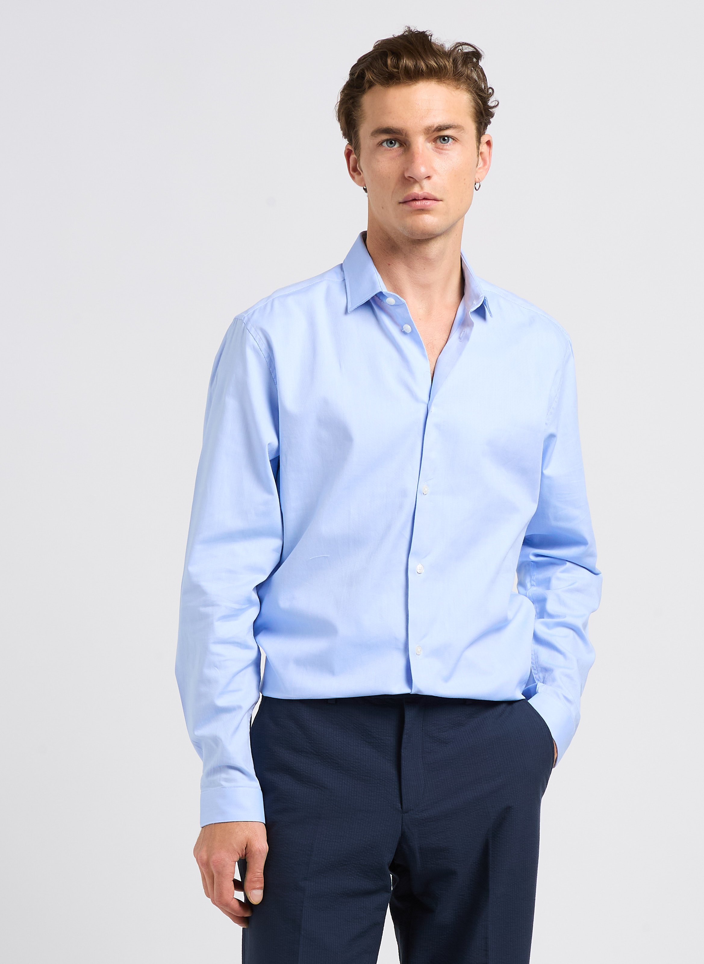 Slim-fit cotton shirt with classic collar AU PRINTEMPS PARIS