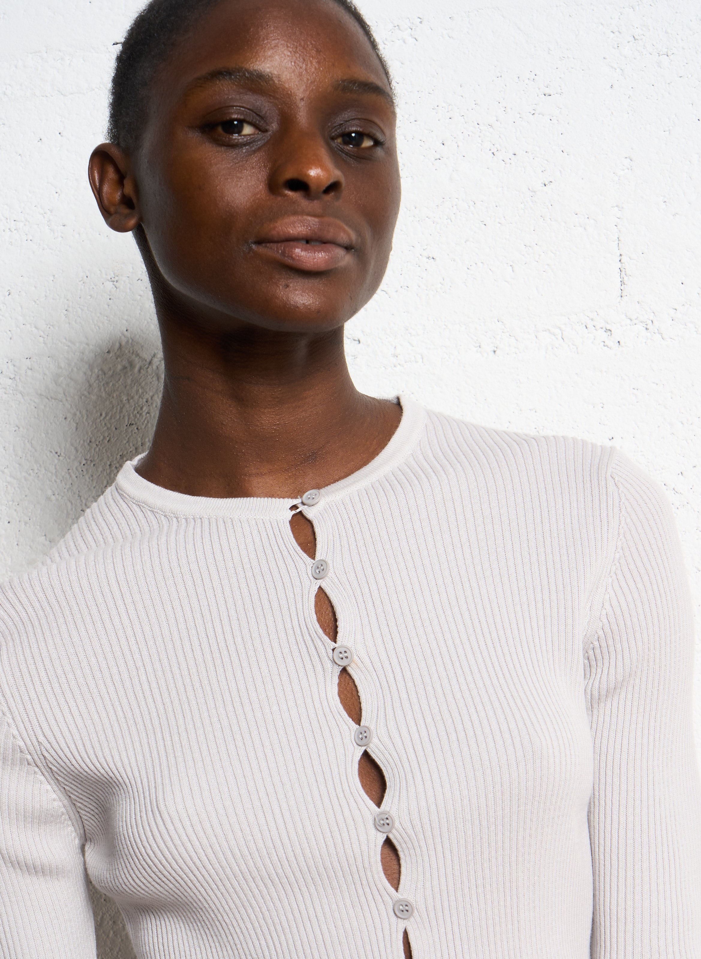 Gilet droit côtelé en coron ATTIC AND BARN Blanc