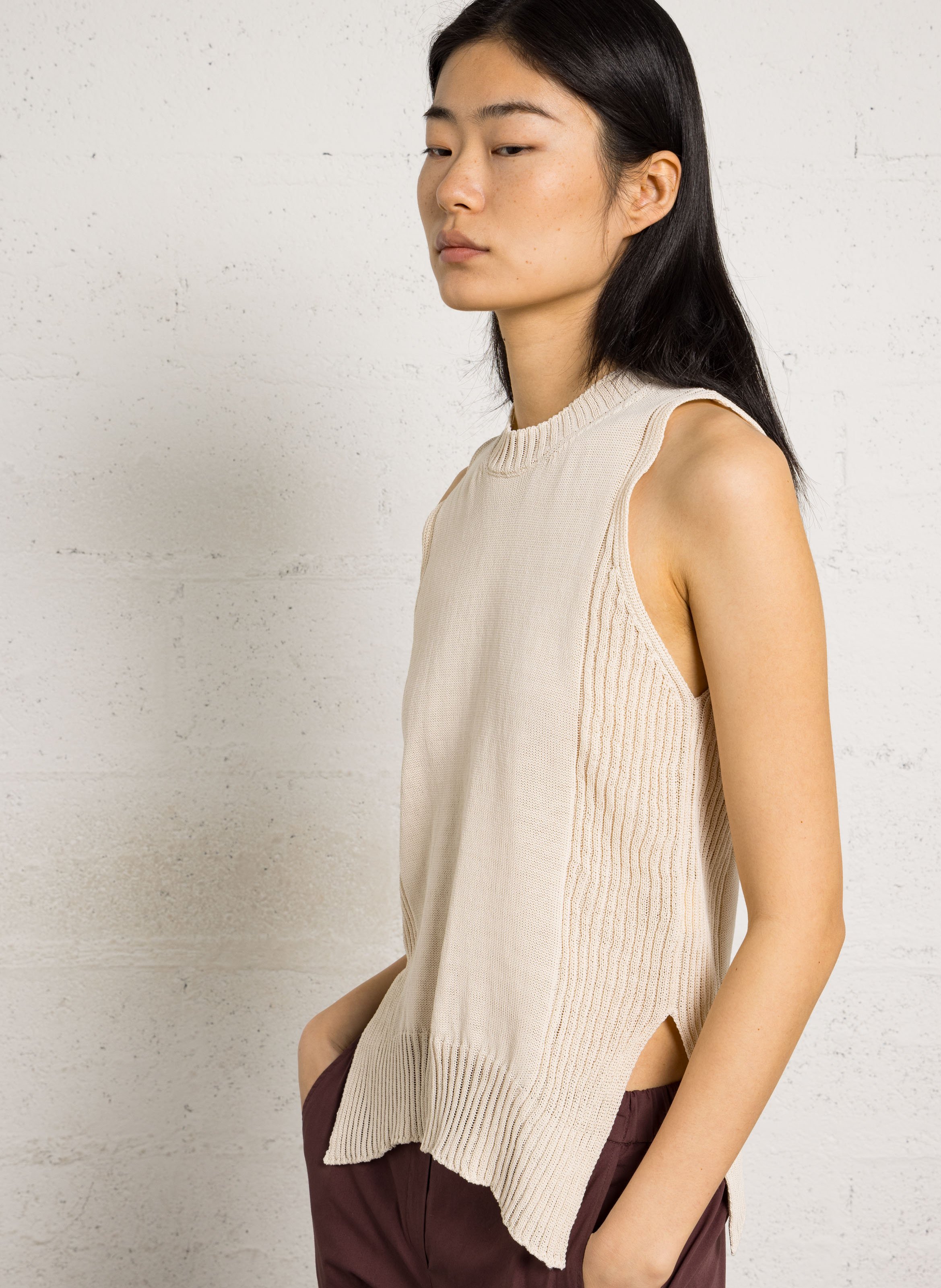 Straight cotton-blend sweater with round neck POMANDERE White