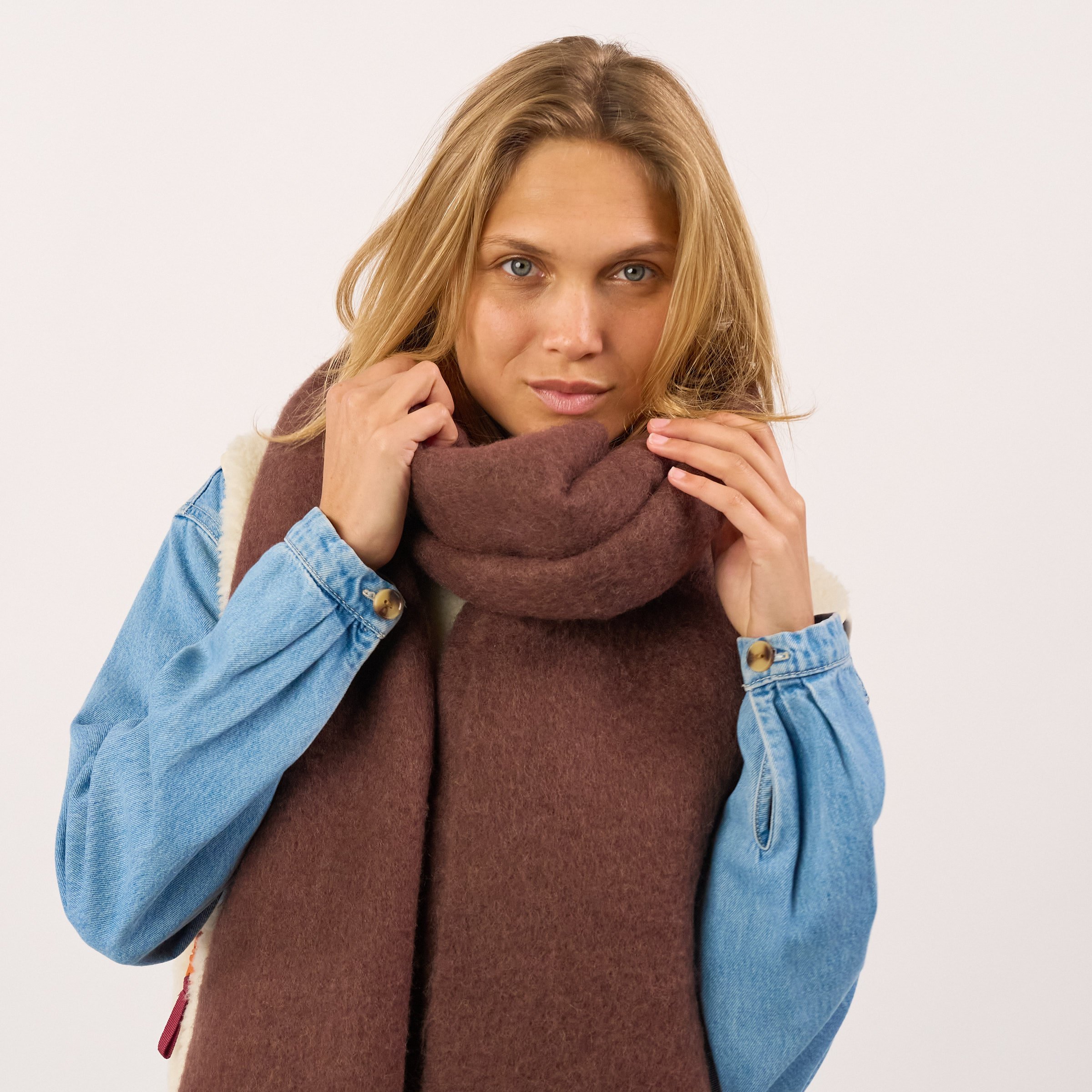 Wide wool scarf BILLYBELT Brown