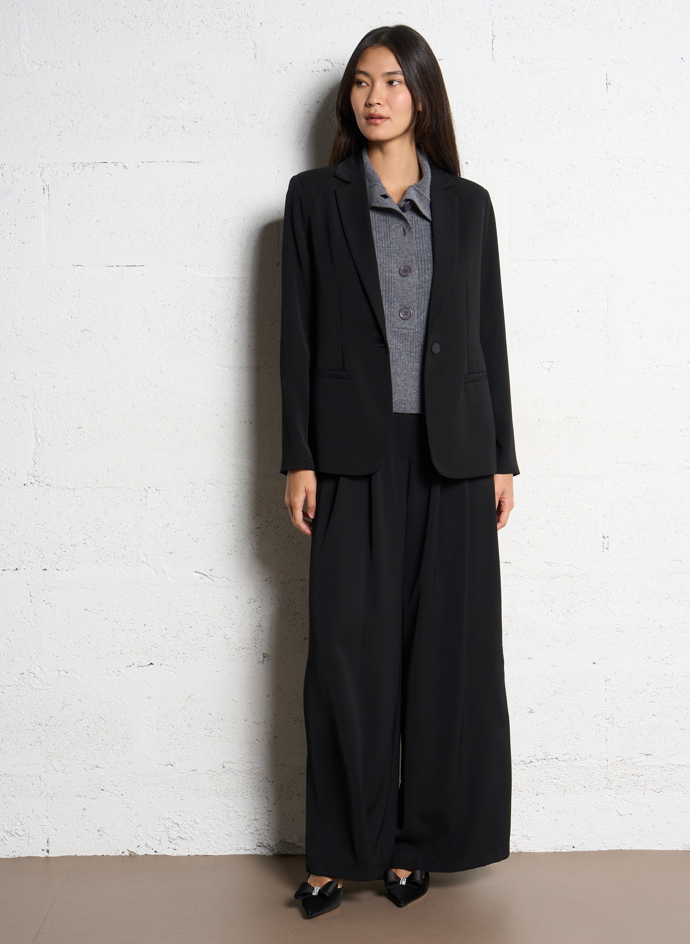 Solid tailored fluid blazer PLEASE Black