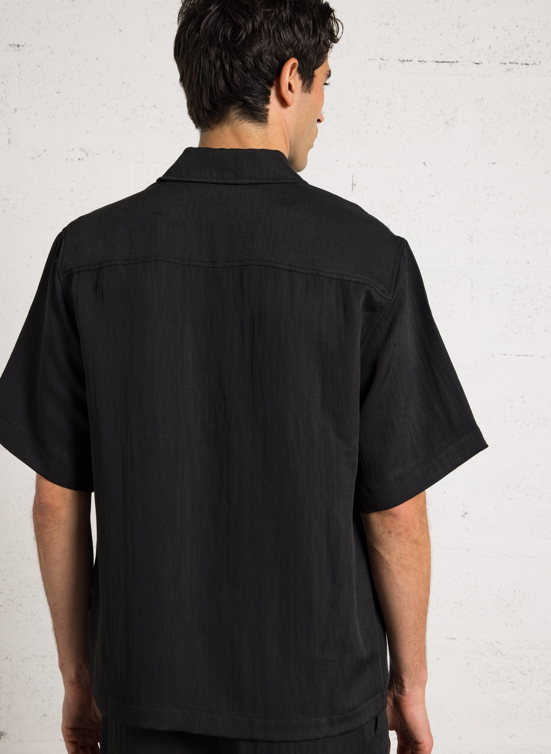 Straight shirt Black