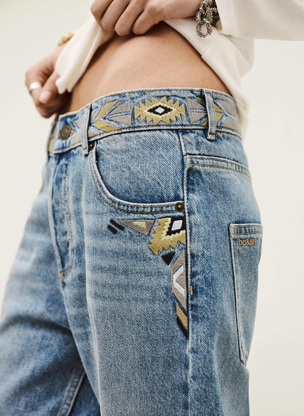 Low-rise straight leg jeans with embroidery BA&SH Blue