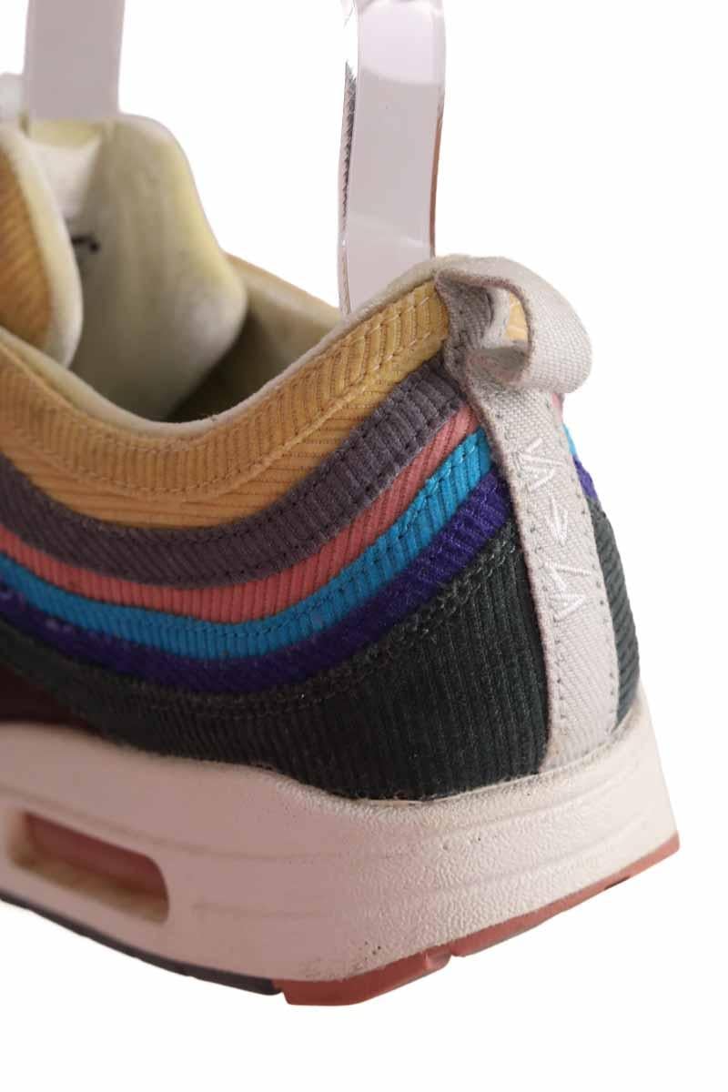 Low-top sneakers NIKE - Seconde Main Multicolored
