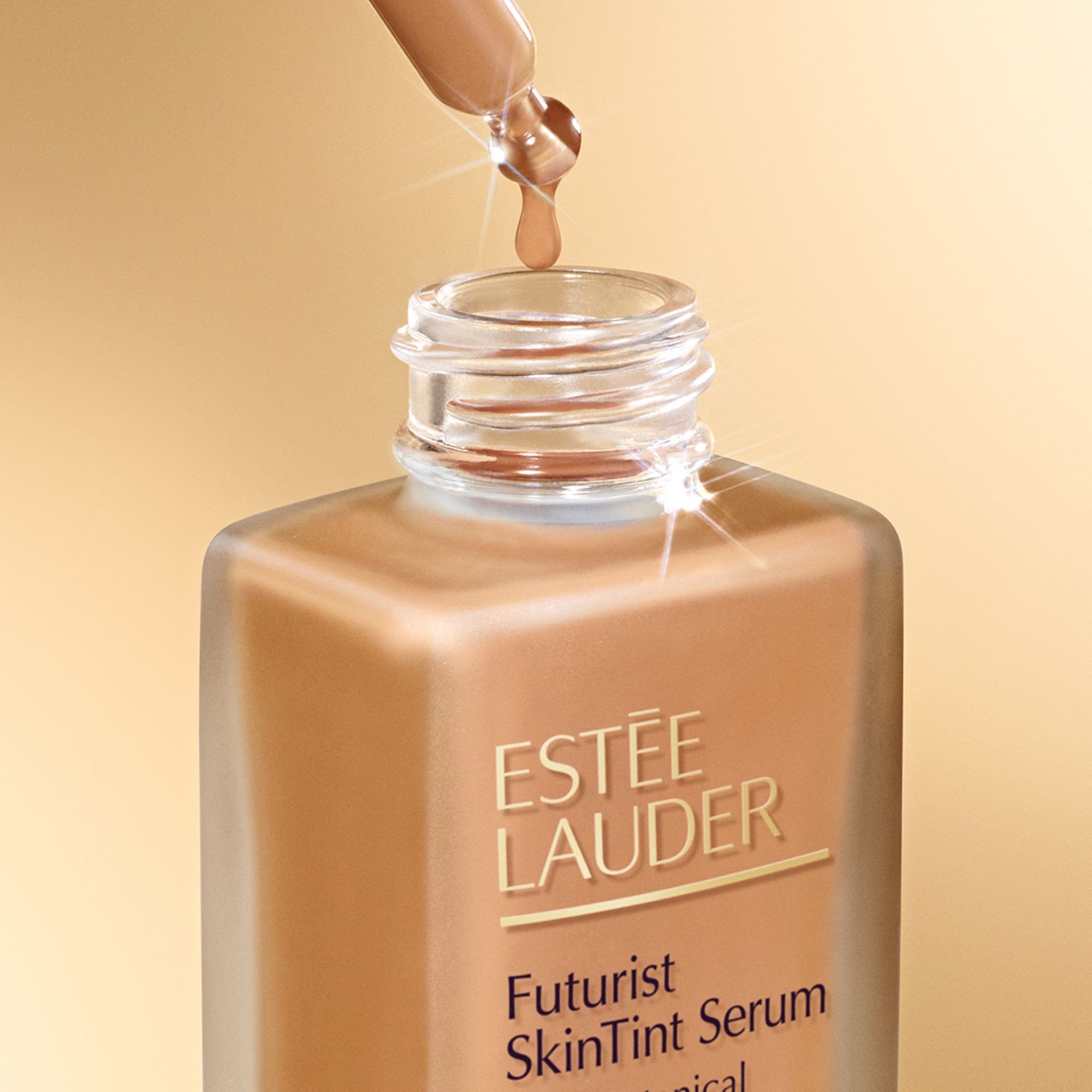 Futurist Serum Foundation ESTEE LAUDER 2n1 desert beige