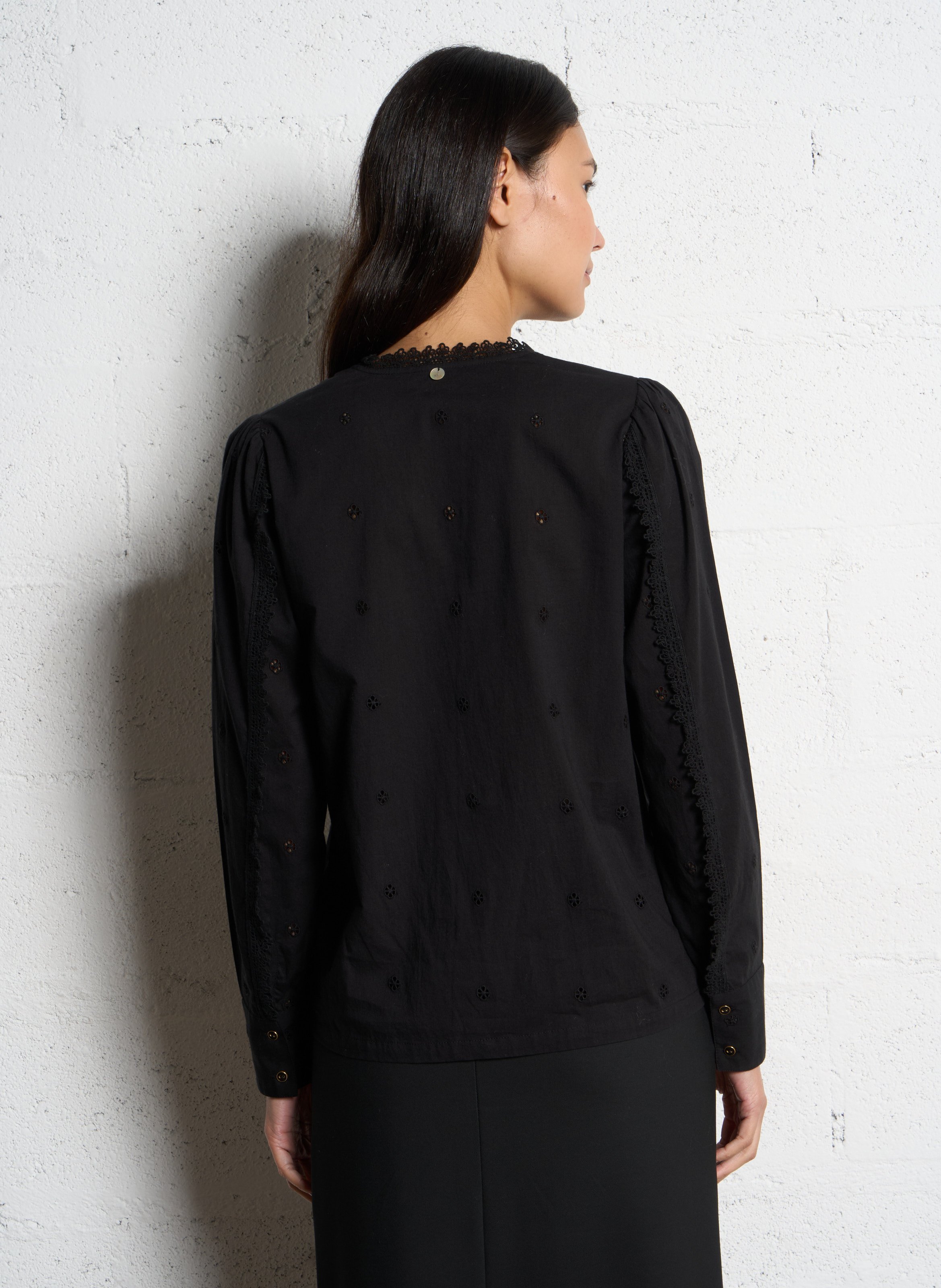 Blouse met V-hals en rechte snit met borduursels ONE STEP Zwart