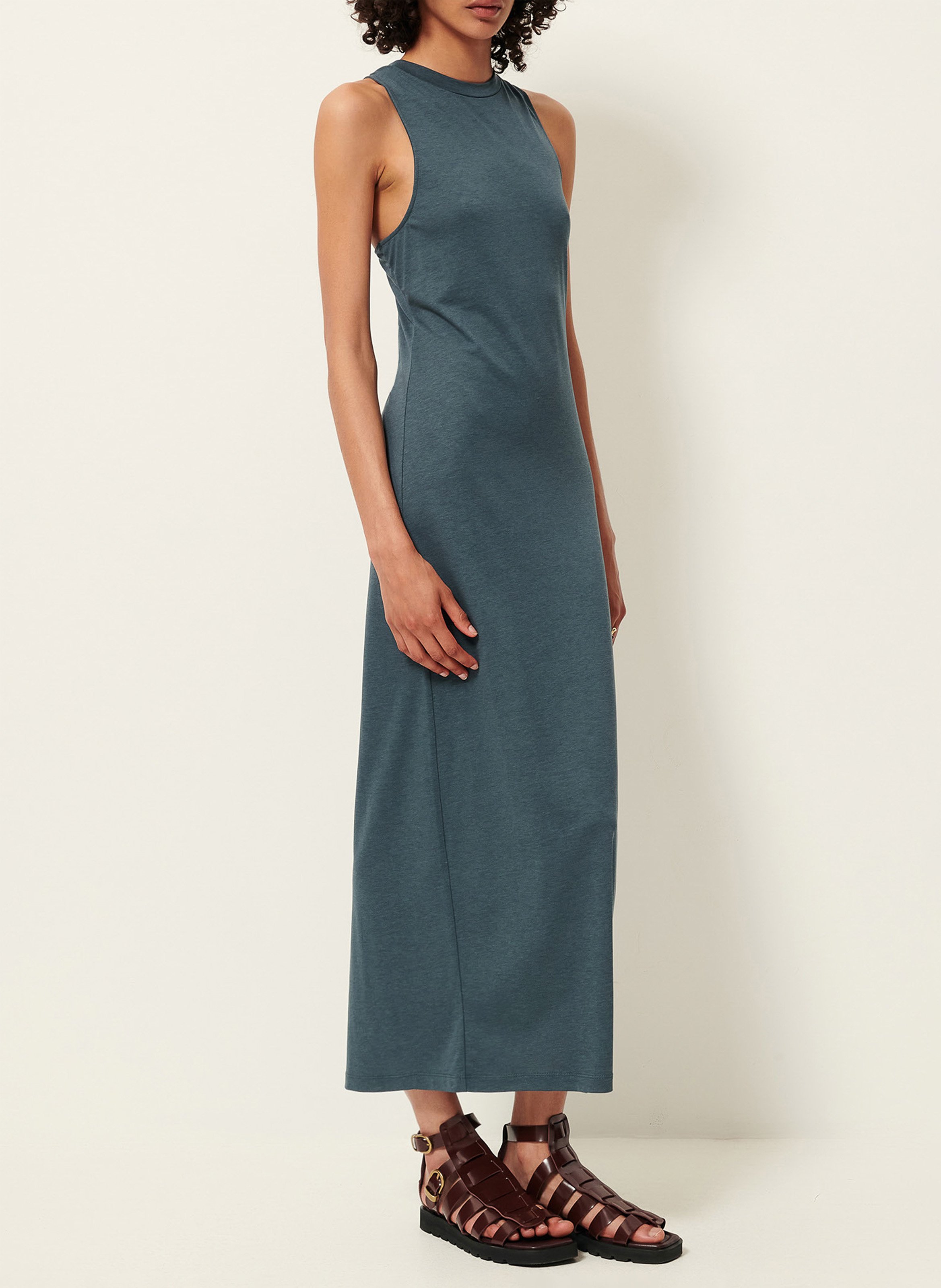 Lange, nauwsluitende jurk SESSUN Groen