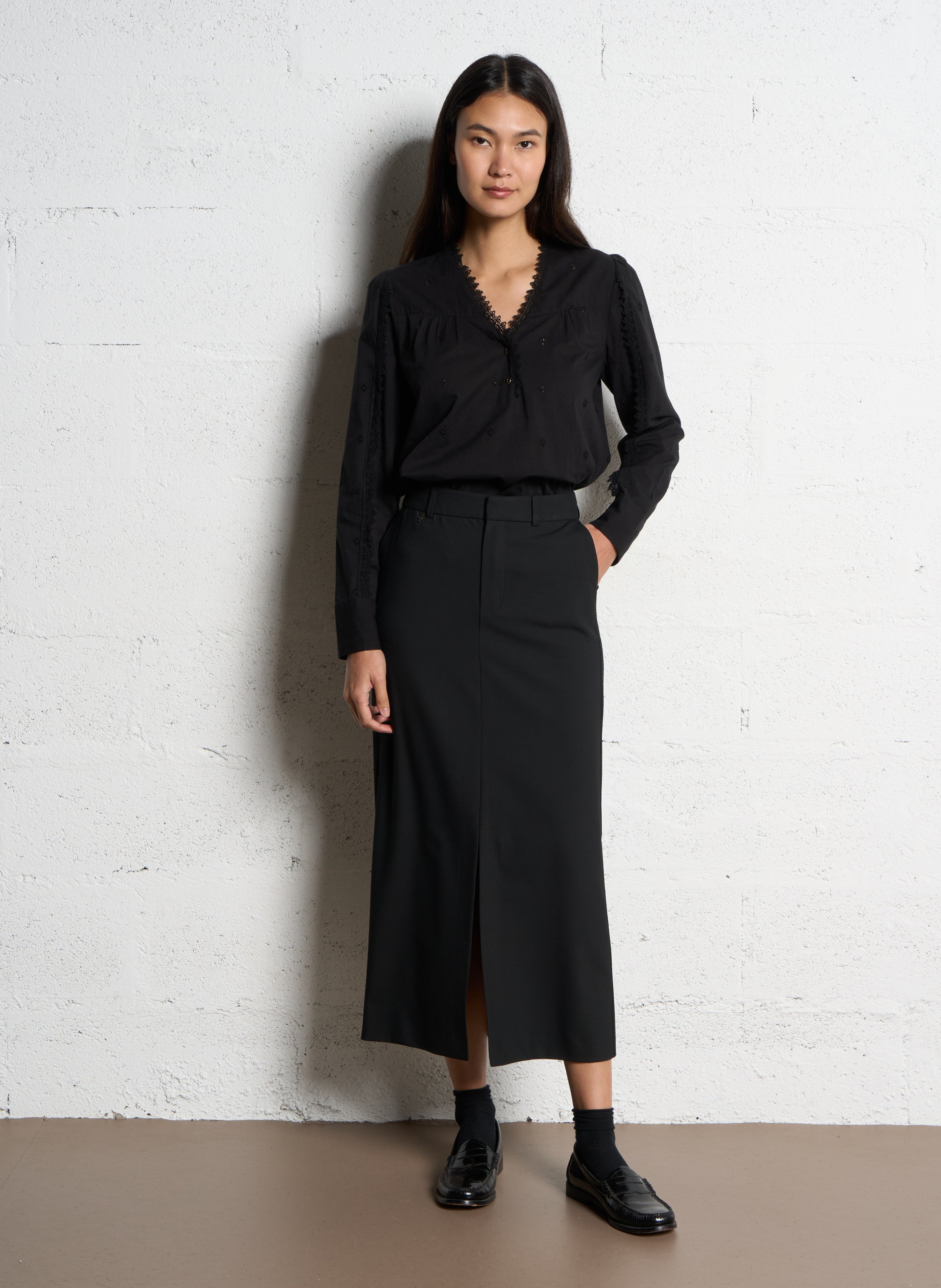 Blouse met V-hals en rechte snit met borduursels ONE STEP Zwart