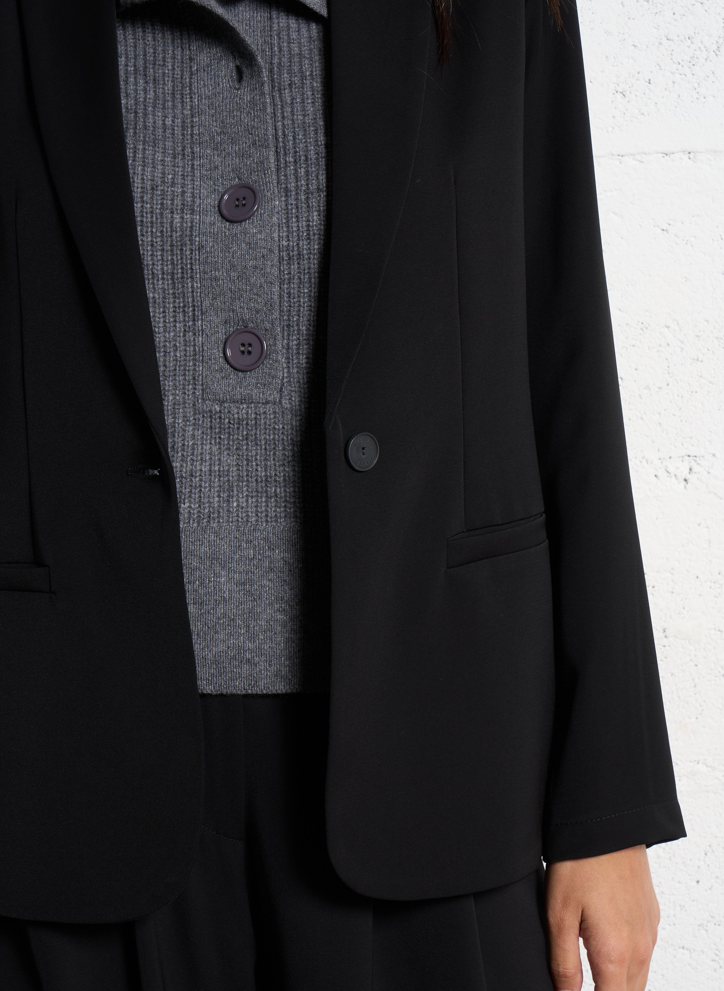 Solid tailored fluid blazer PLEASE Black
