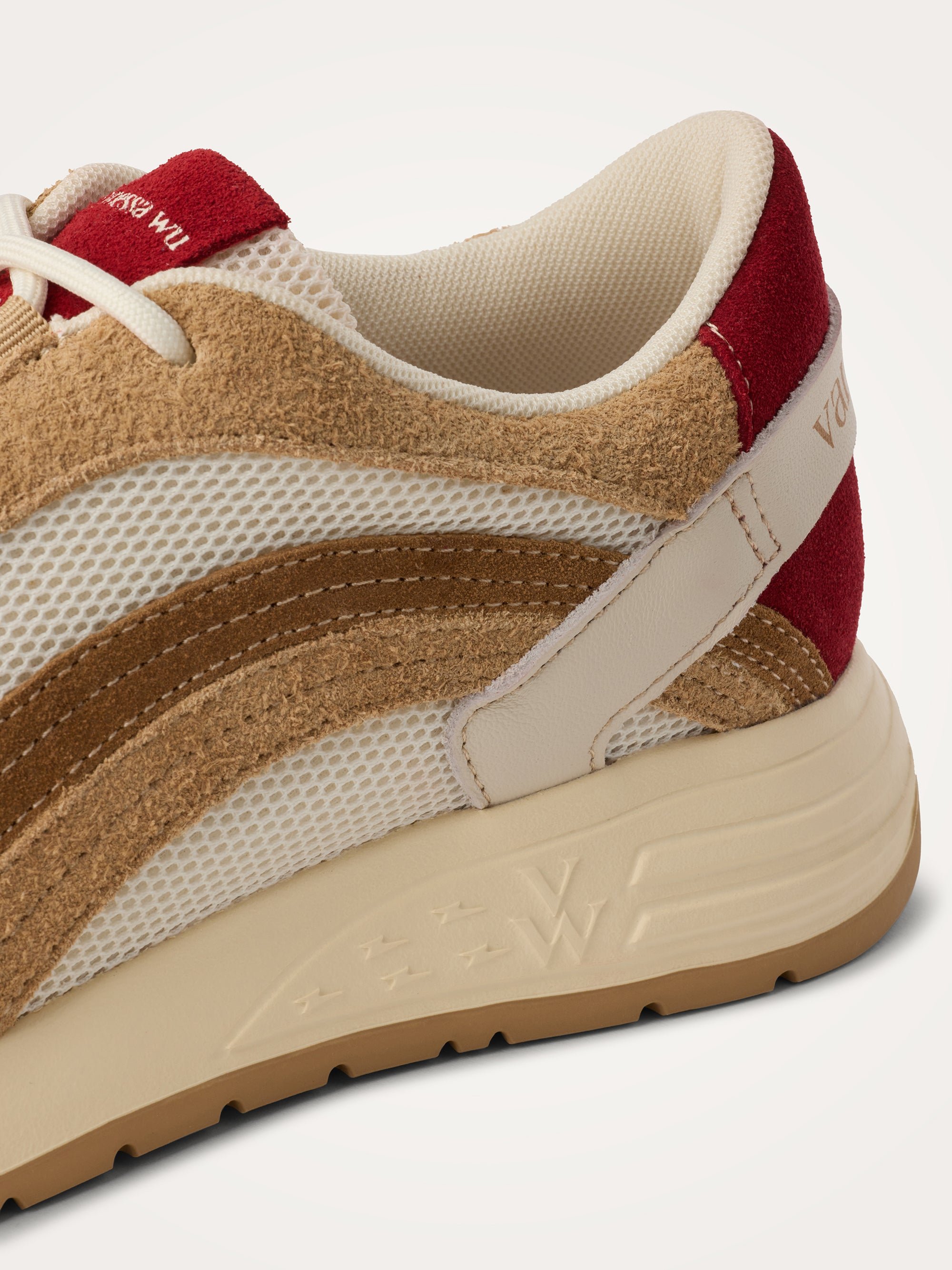 Sneakers with side panels on a sporty sole Brown