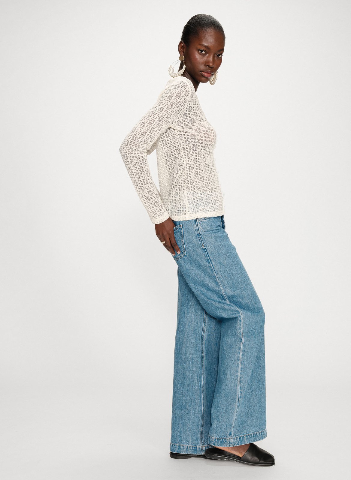 Aansluitend T-shirt met V-hals van kant. GRACE ET MILA Wit