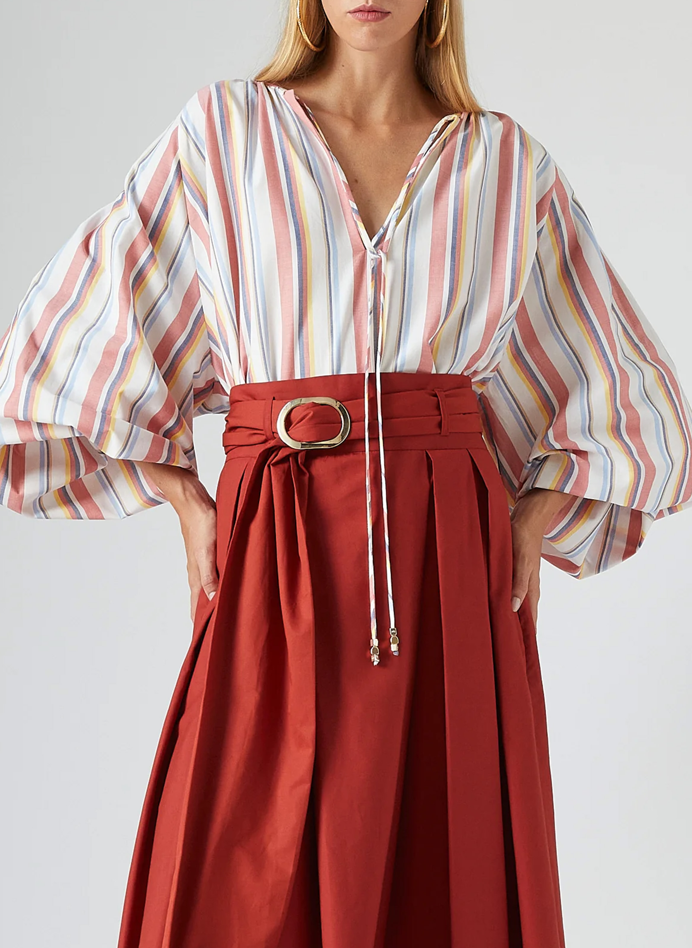 Gestreifte Bluse mit Tunika-Kragen THE LABEL EDITION Mehrfarbig