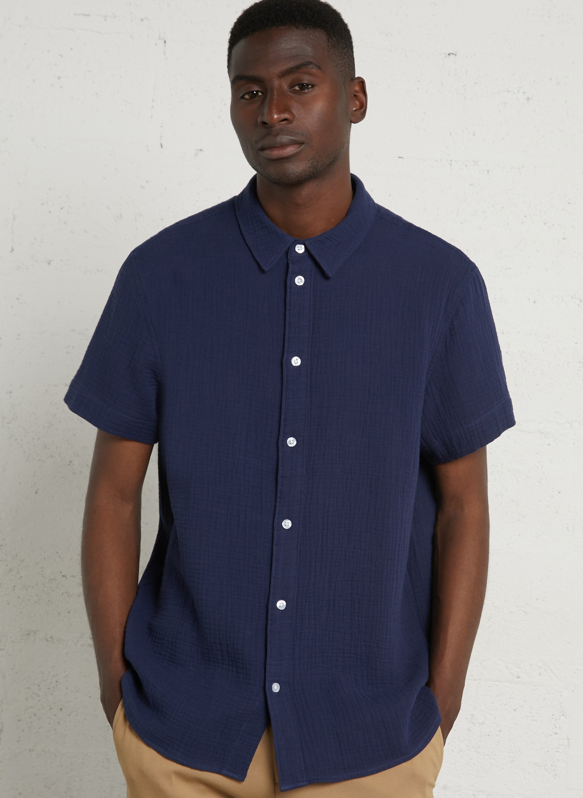 Chemise col classique en coton SOLID