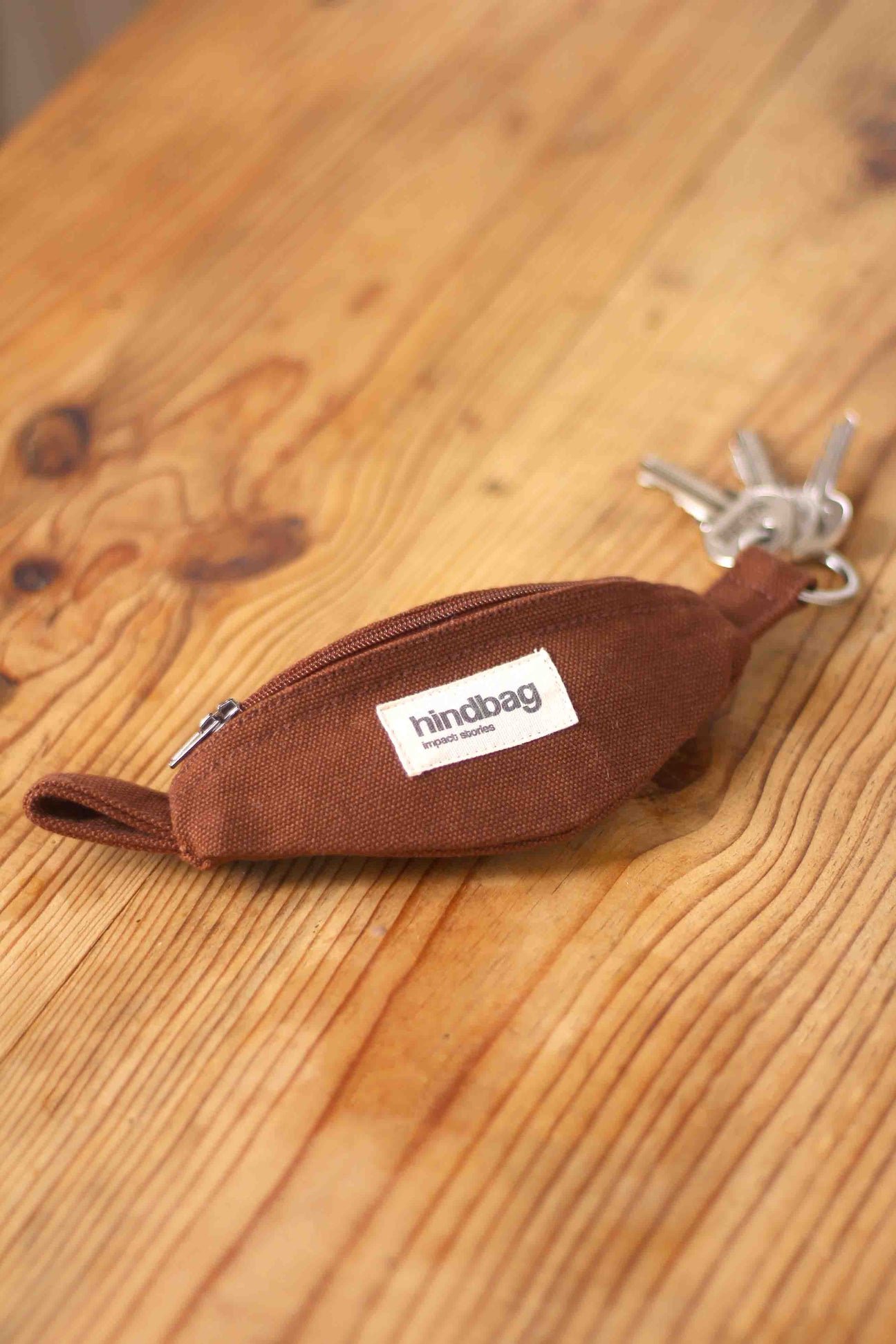 Keychain Como in almond green sponge Brown