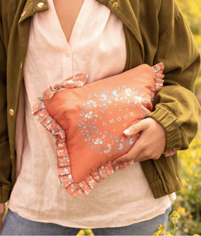 Ruffled clutch BINDI ATELIER Pink