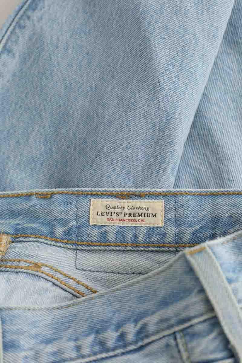 - Straight-leg jeans
- 5 pockets
- Straight cut
- Faded effect LEVI'S - Seconde main Blue