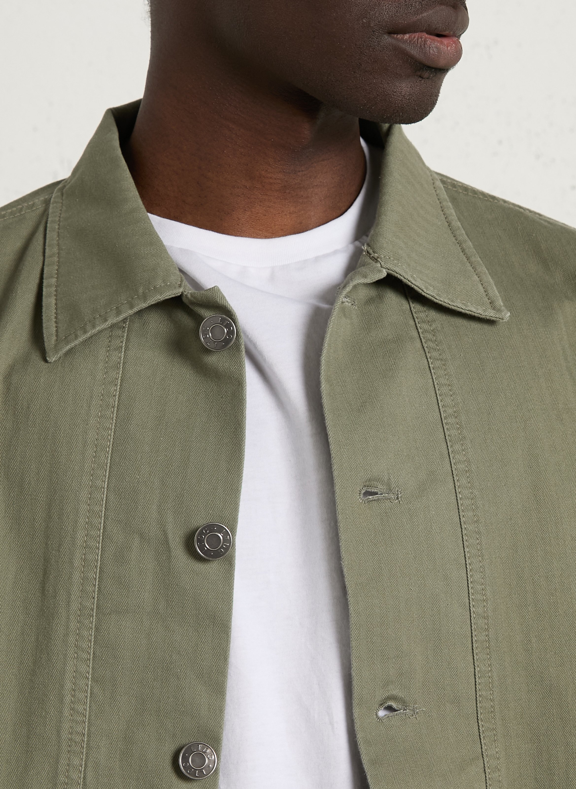 Gerade Hemdjacke mit klassischem Kragen aus Baumwolle LE TEMPS DES CERISES Weiss