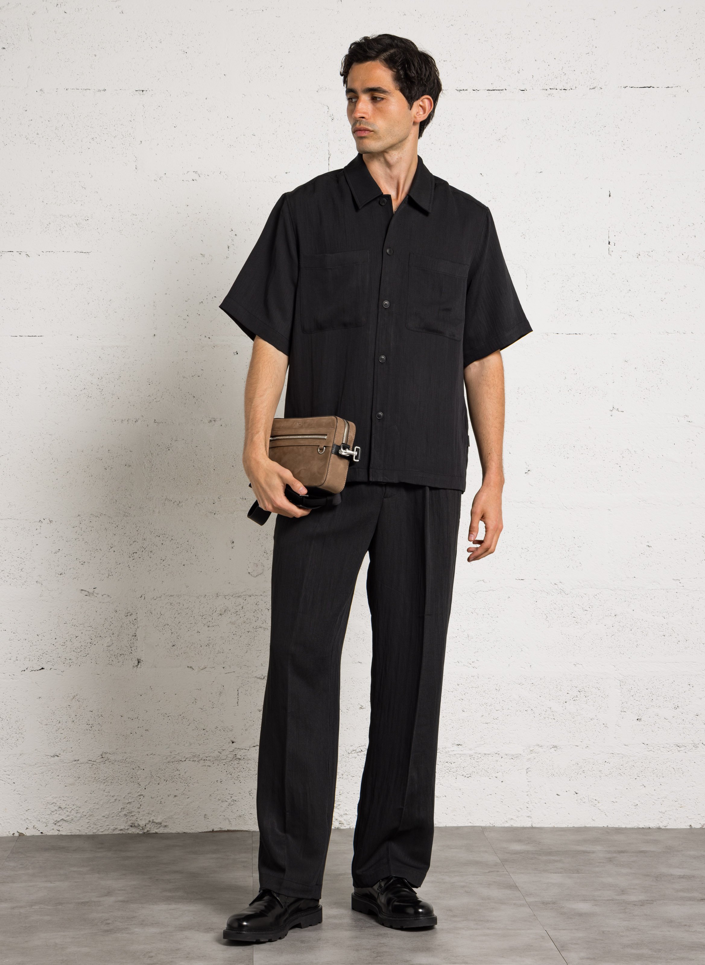 Small zippered grained leather bag LE TANNEUR Brown