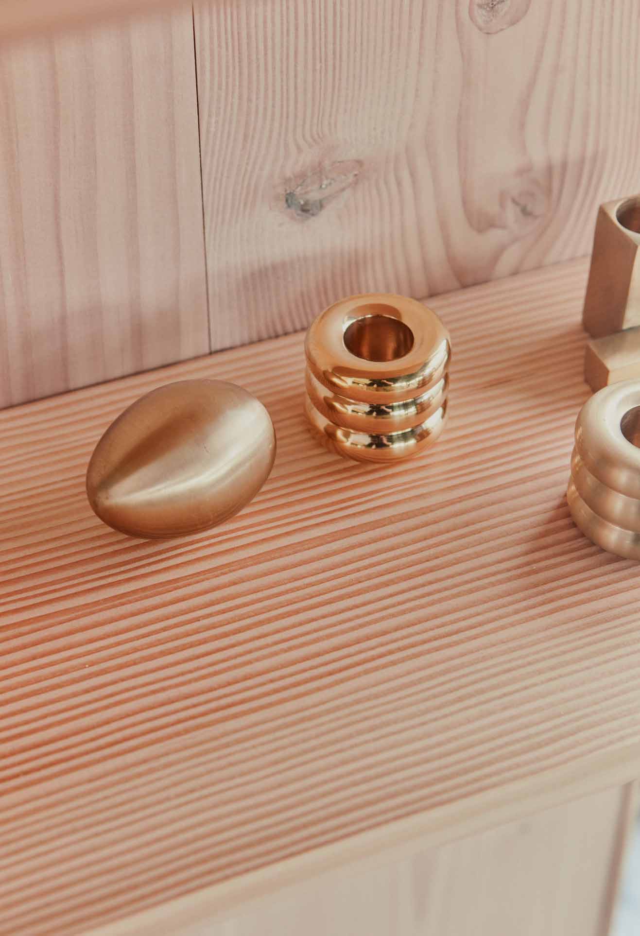 Brass candle holder OYOY LIVING DESIGN Yellow