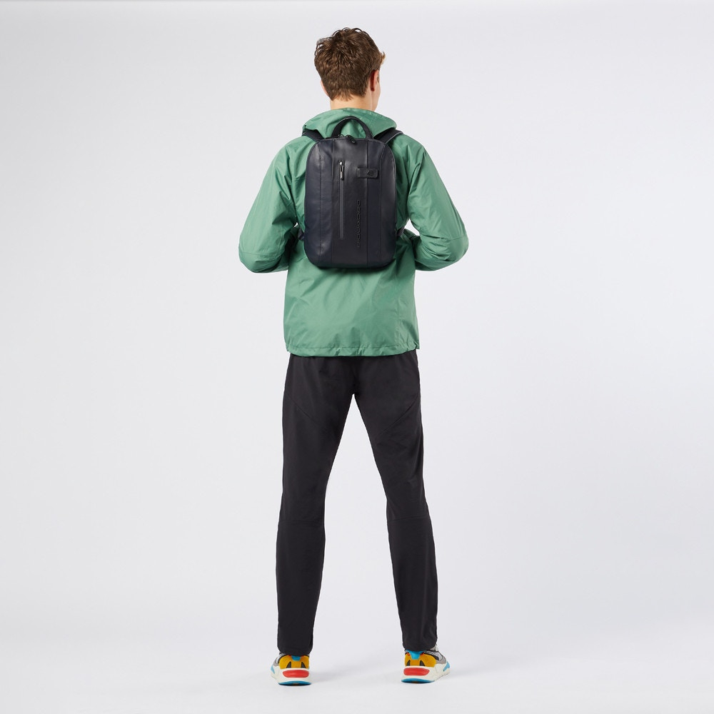 Leather backpack PIQUADRO Black