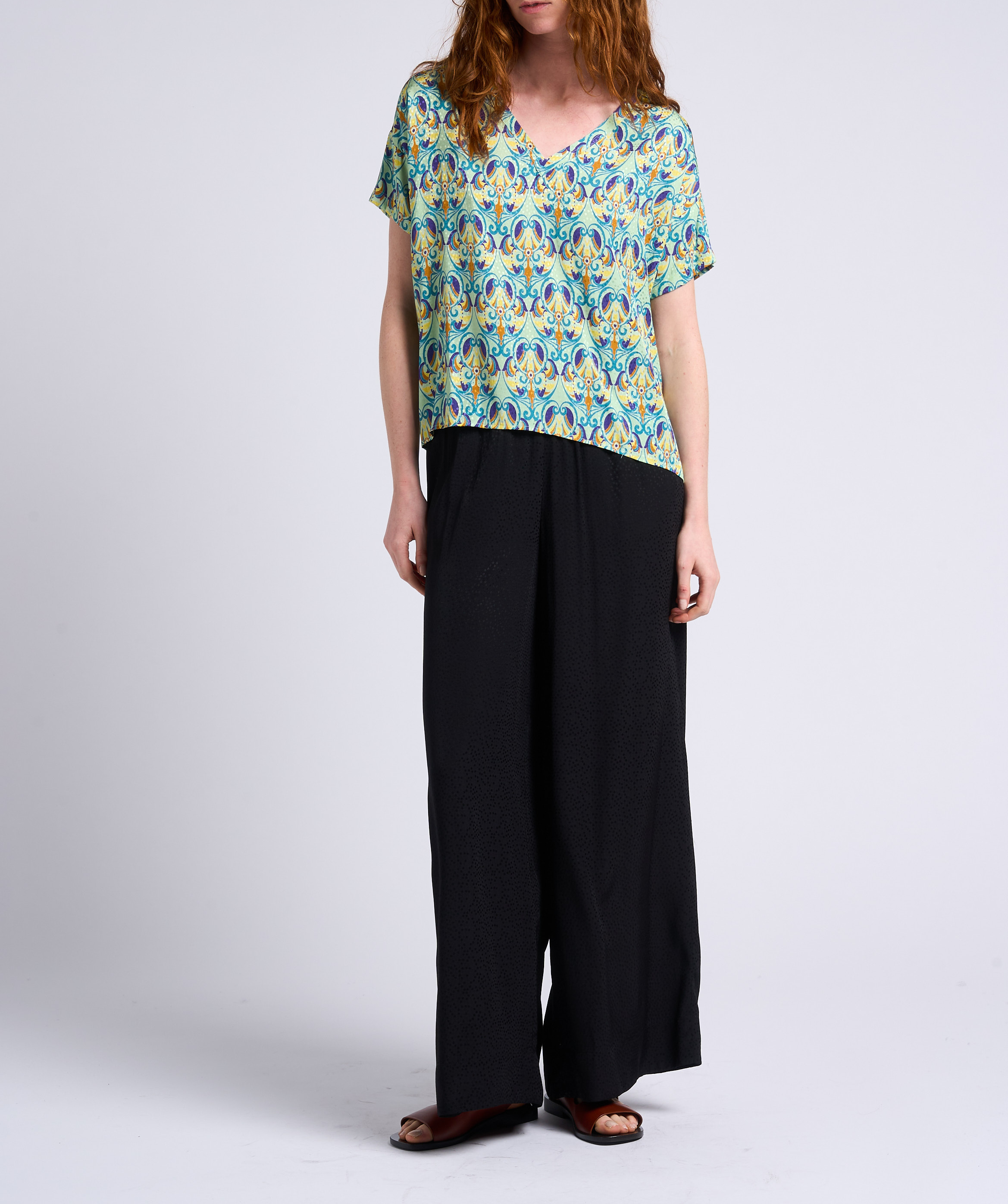 Pantalon large taille haute en jacquard imprimé ATTIC AND BARN Noir