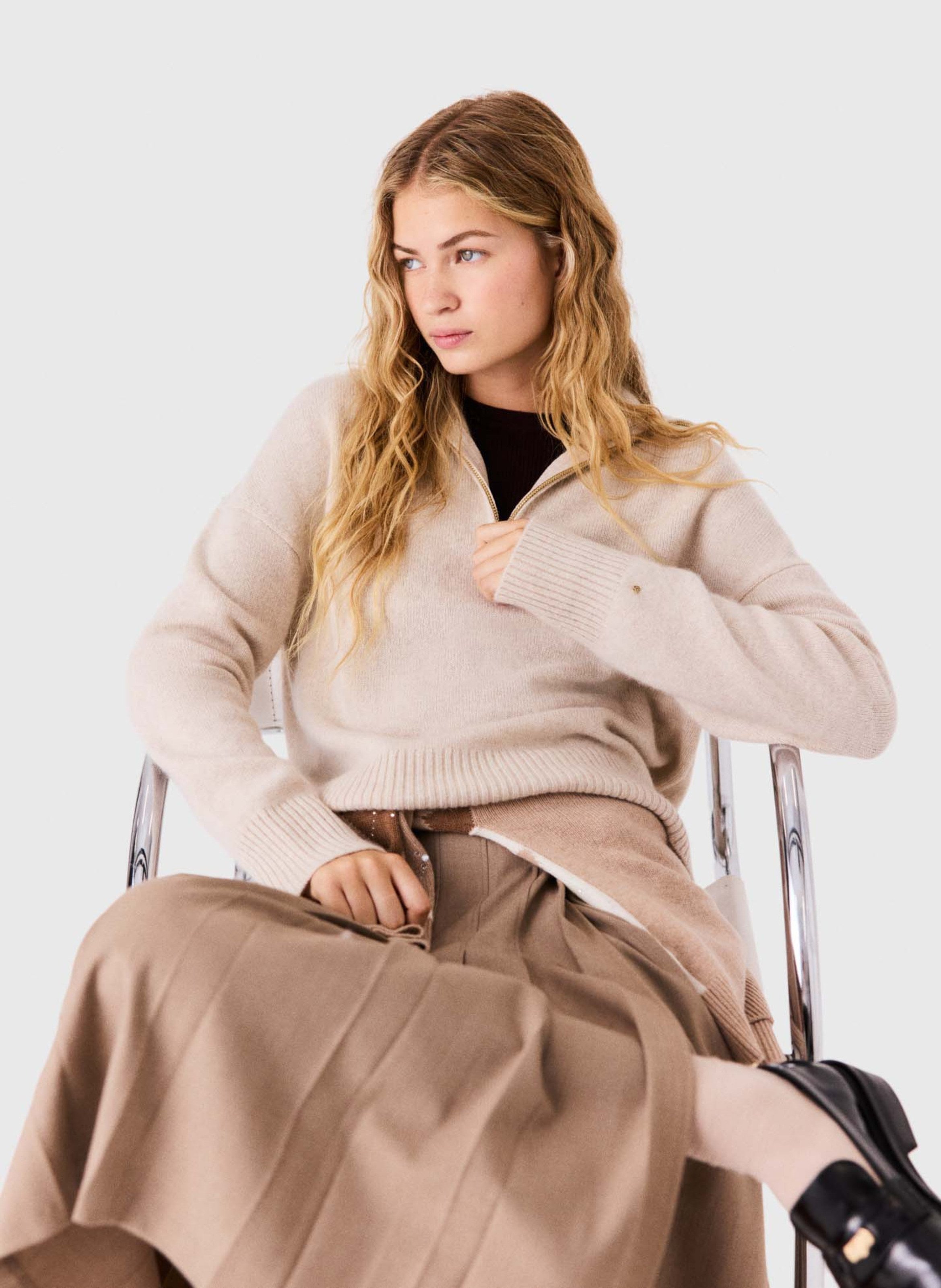 Pull col camionneur en cachemire mélangé MAJE Beige