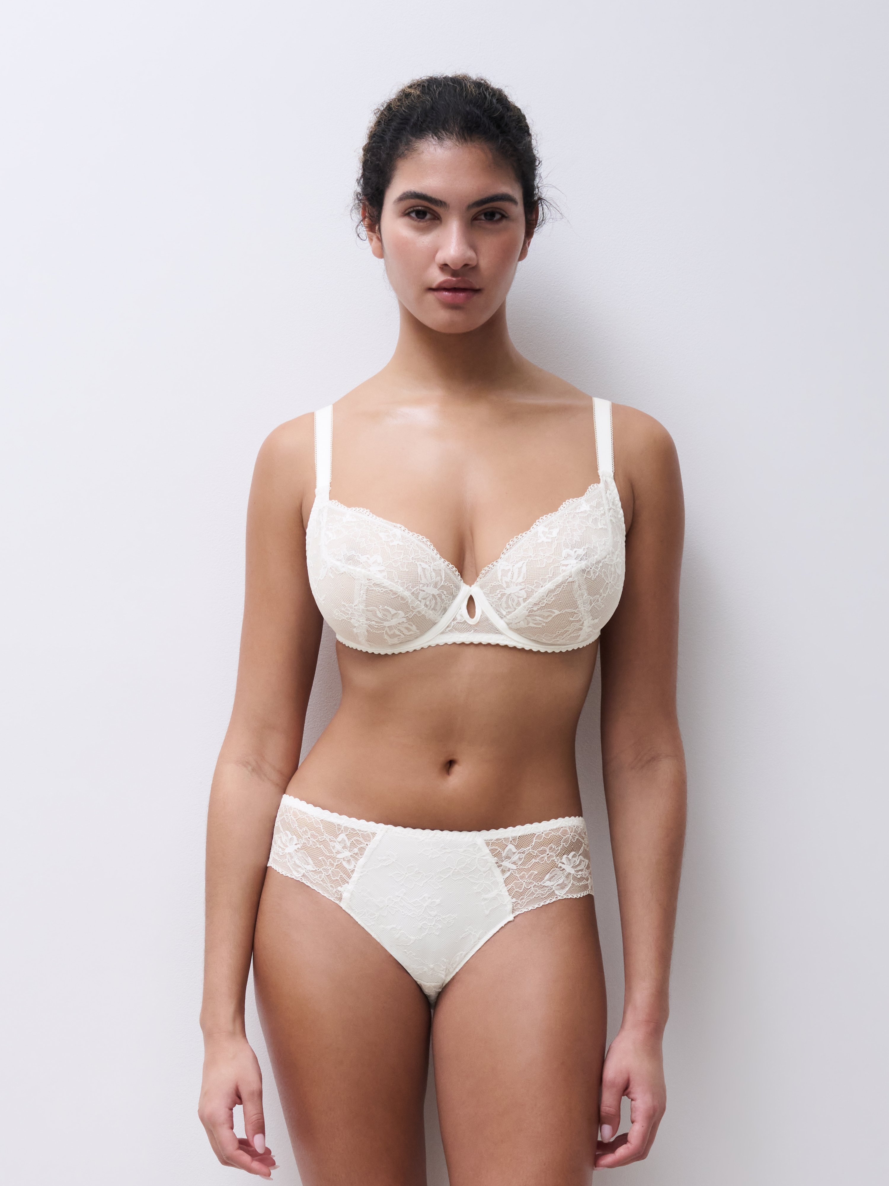 Full-cup bra CHANTELLE PULP White
