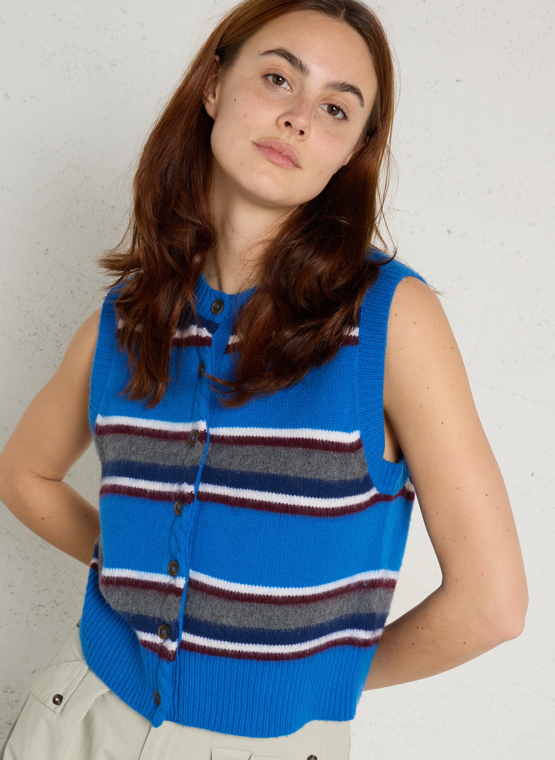 Strickjacke aus Wolle mit Rundhalsausschnitt DAMSON MADDER Blau