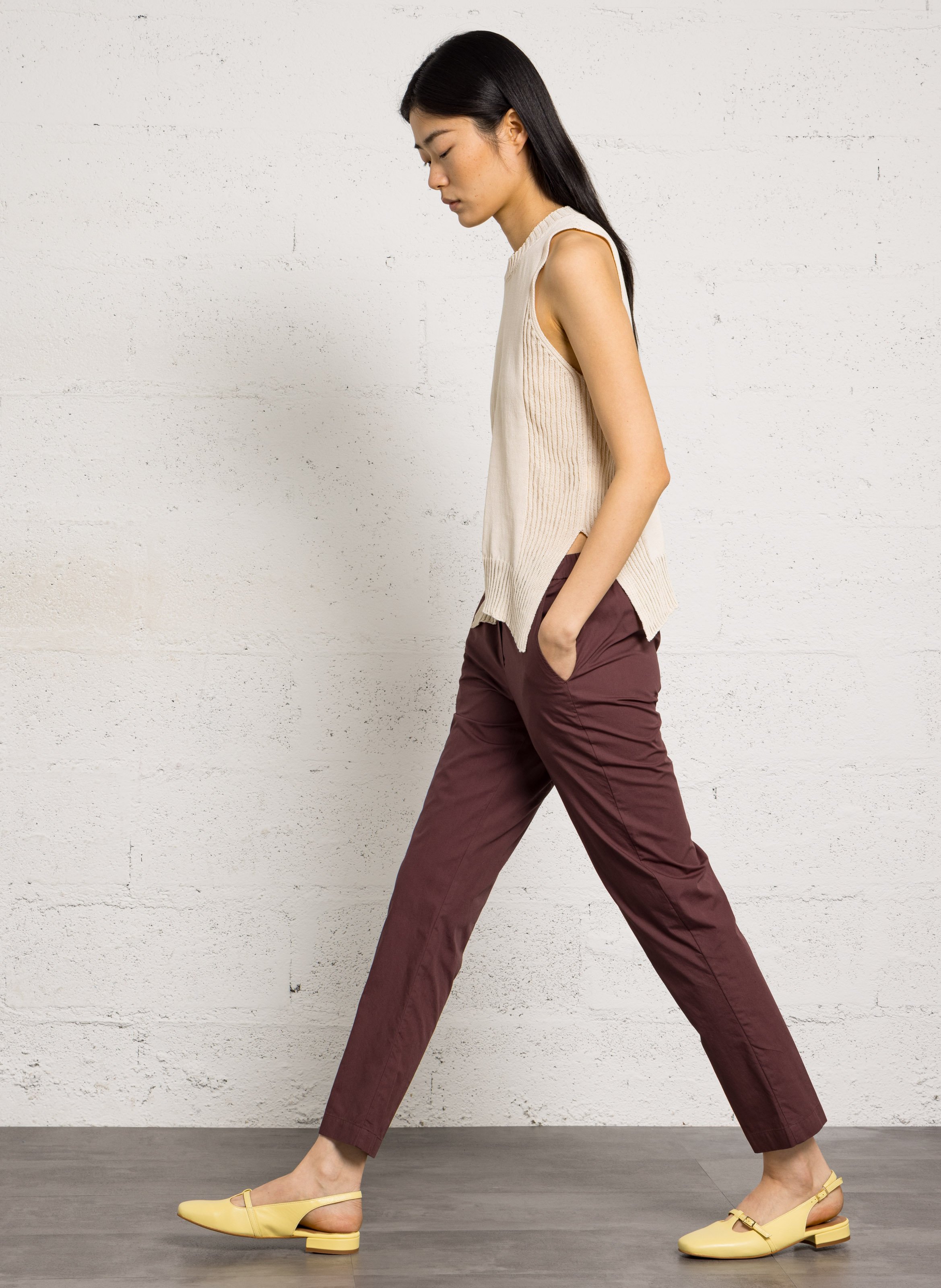 Straight cotton-blend sweater with round neck POMANDERE White