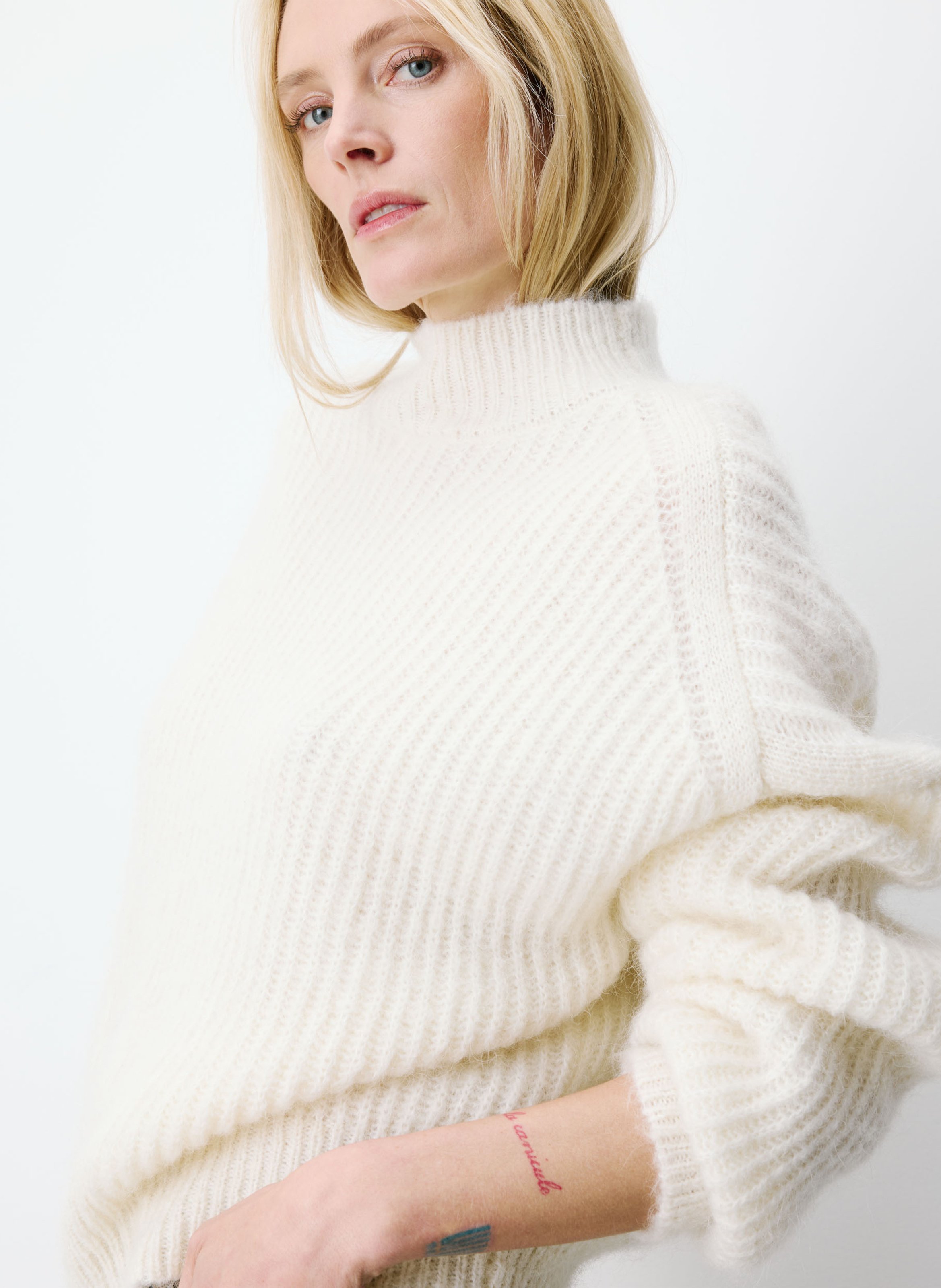 Pull droit col cheminé en laine mélangée GRACE ET MILA Blanc