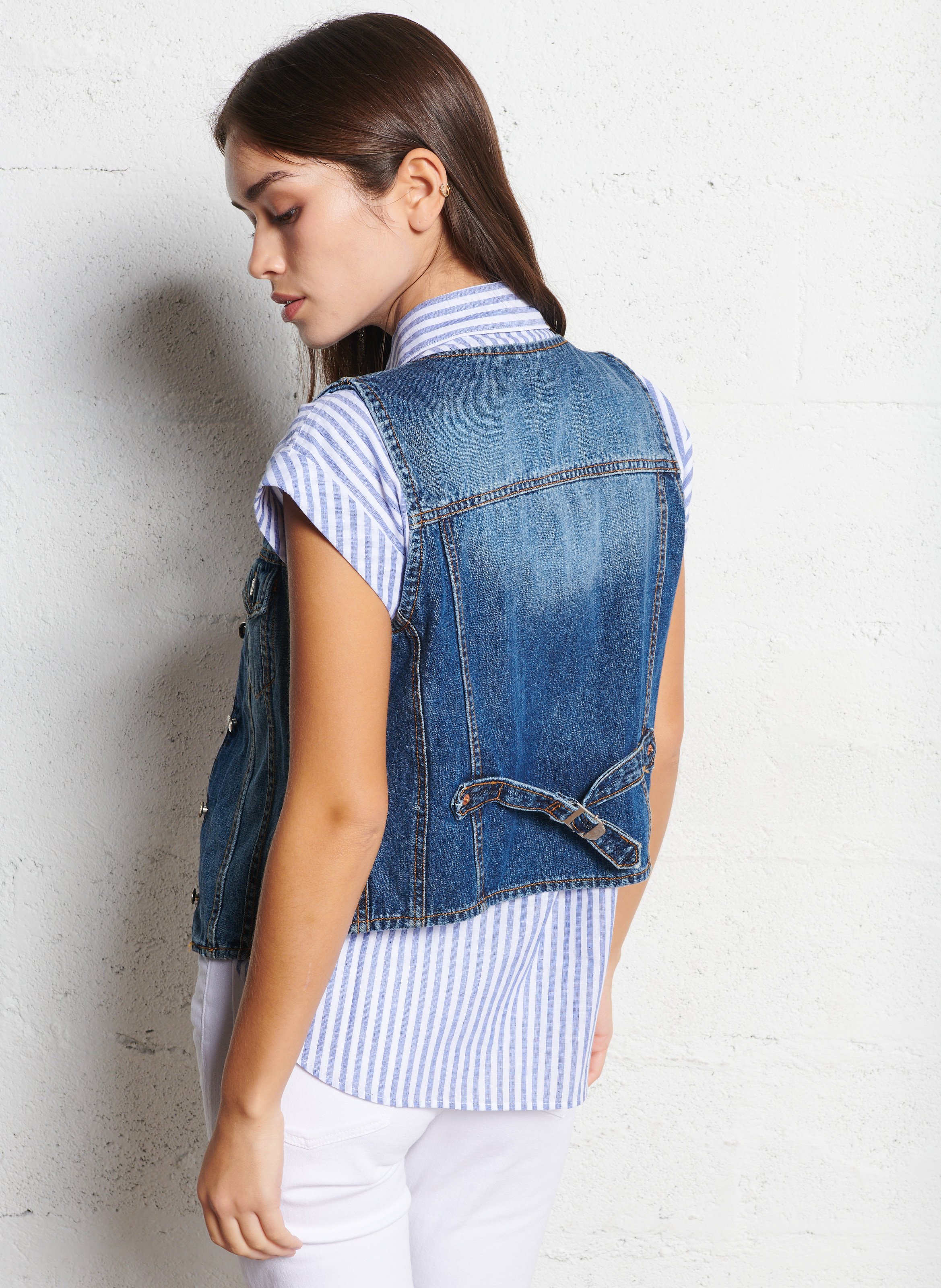 Ärmelloses Jeanshemd mit klassischem Kragen Blau