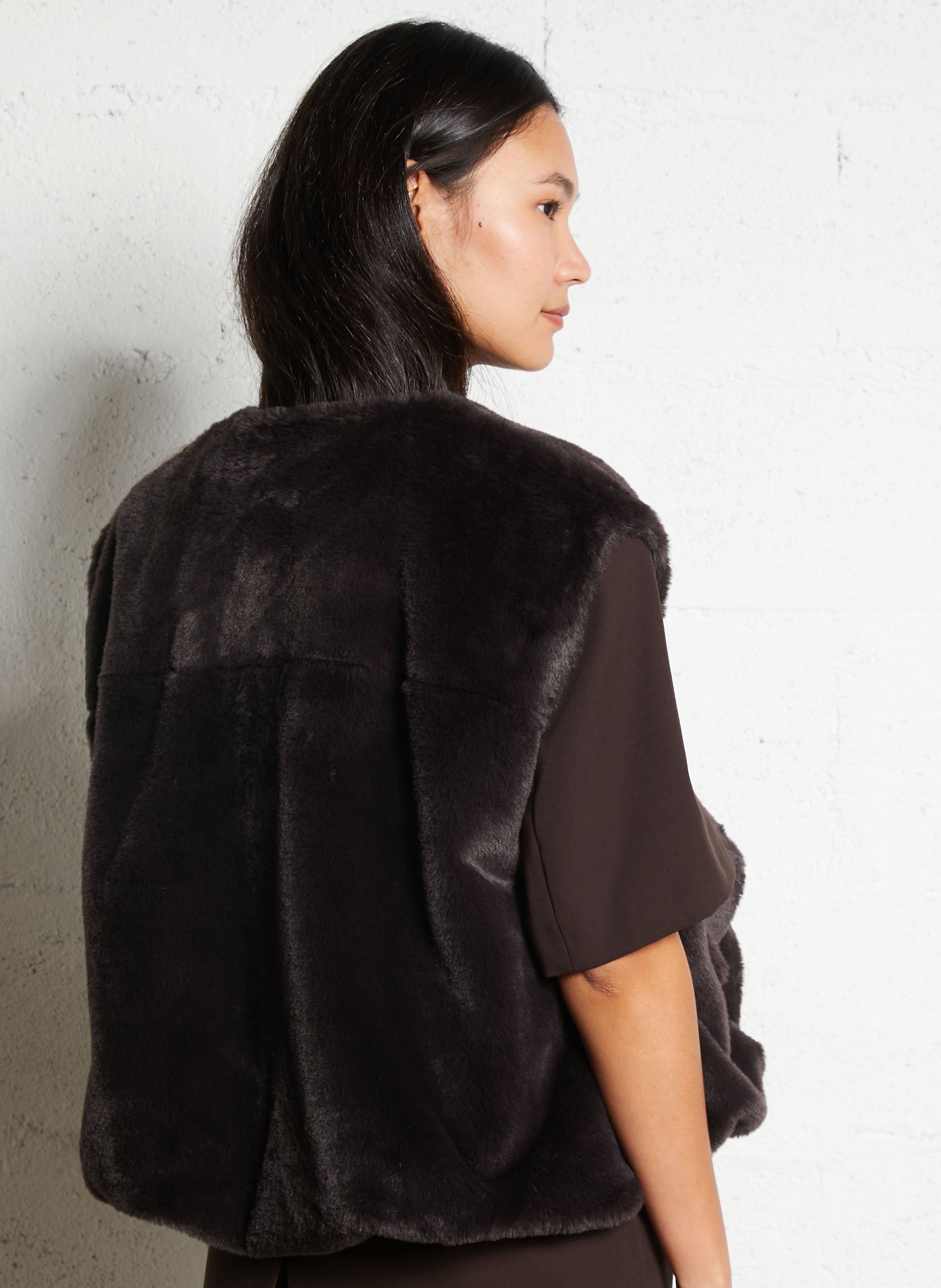 Gilet en fourrure synthétique col rond IMPERIAL Marron