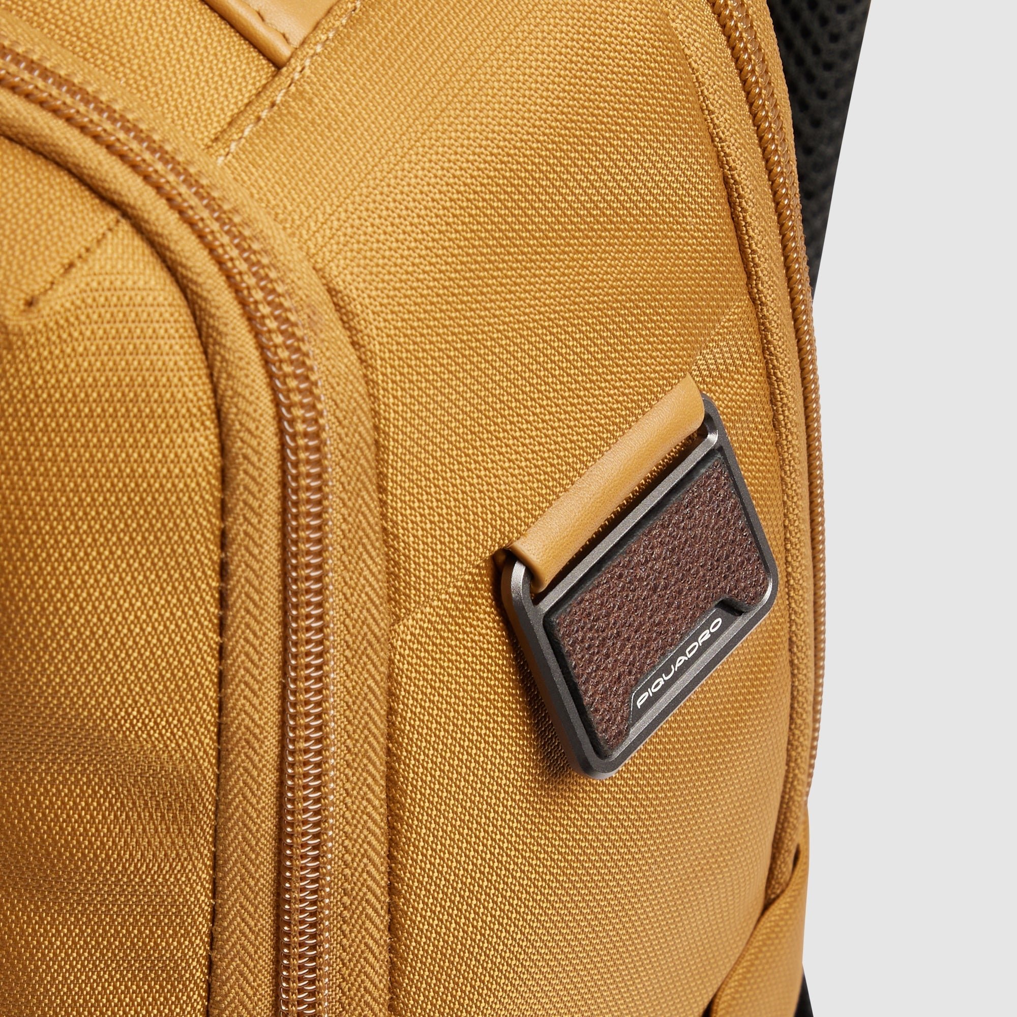 14" laptop backpack Yellow