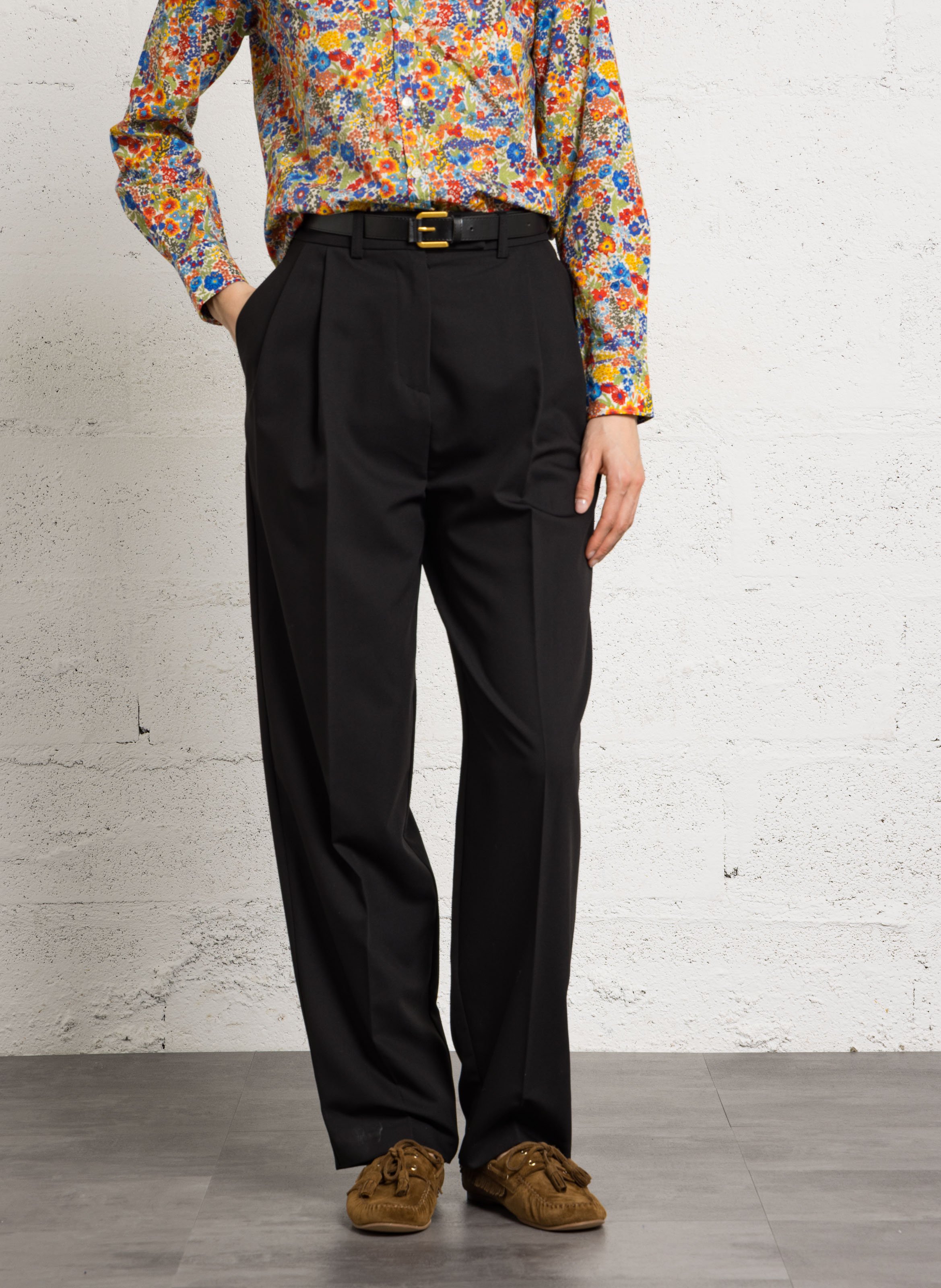 Darted pants IMPERIAL Black