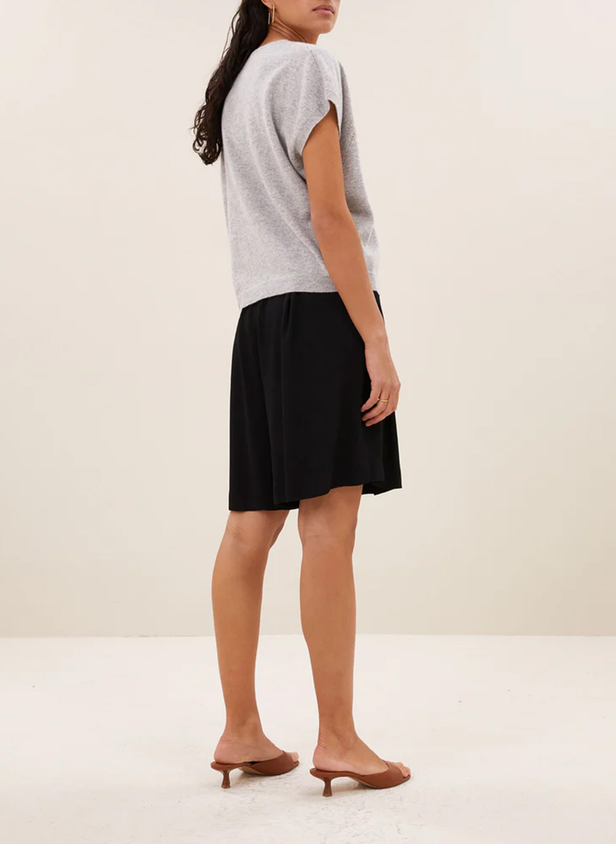 Oversize-Pullover aus Wolle BY BAR Grau