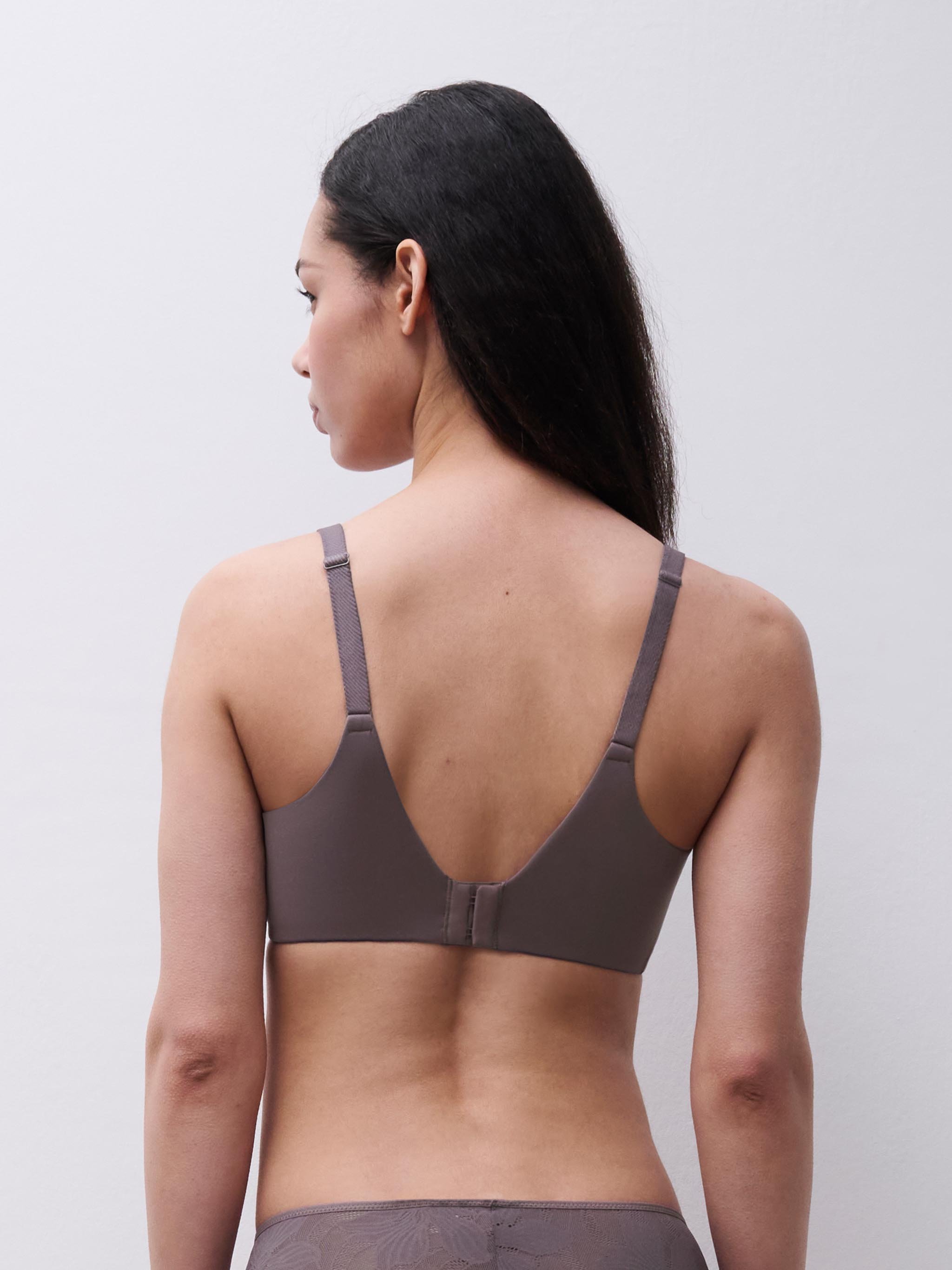 Plunging spacer bra in lace CHANTELLE Brown