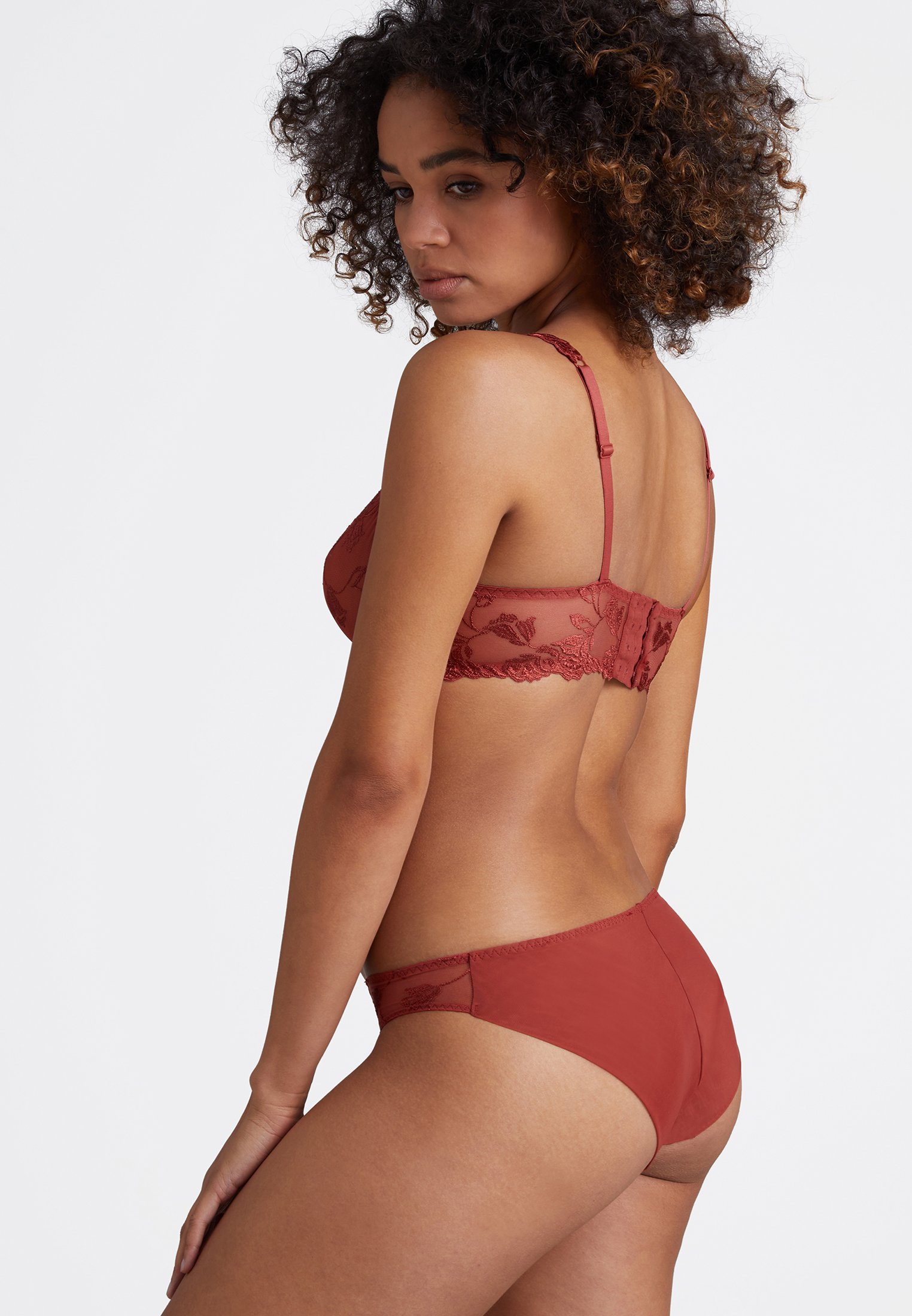 Underwired triangle bra AUBADE Brown