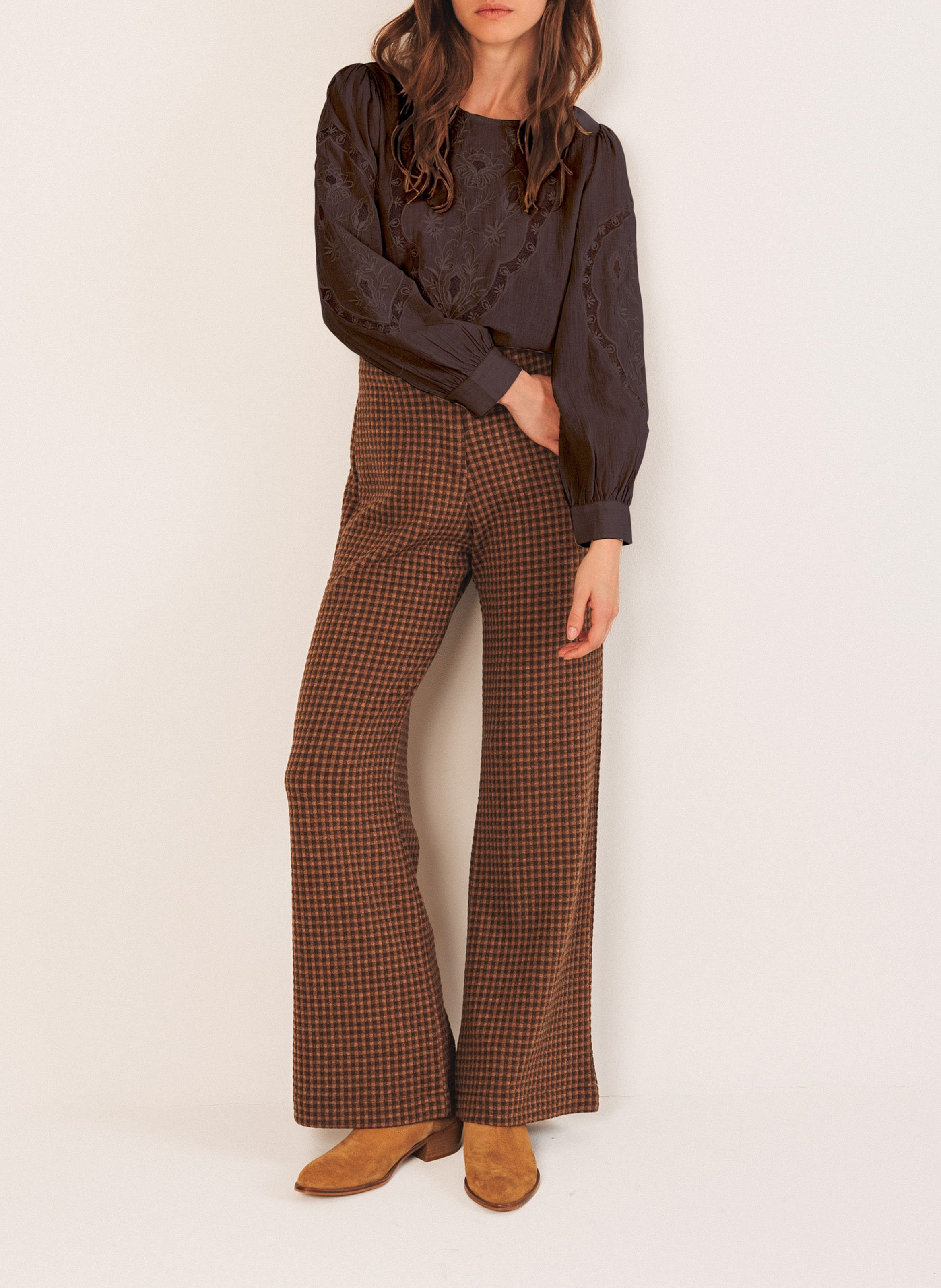 Organic cotton round neck straight top INDI & COLD Black