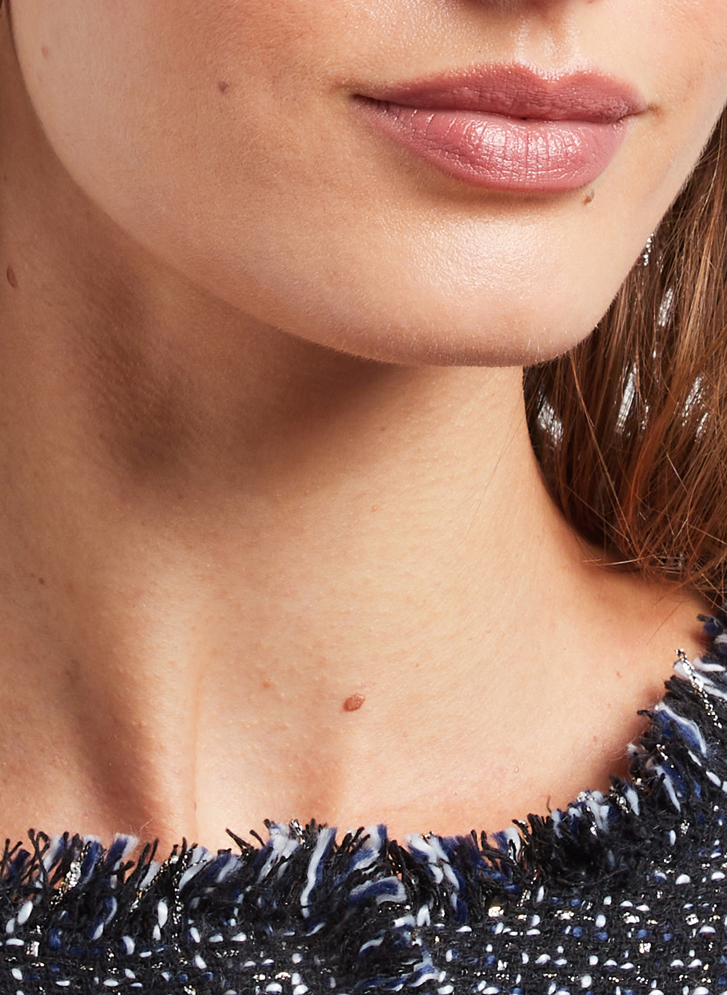 Asymmetrische oorbellen met kristallen HELENE ZUBELDIA Wit