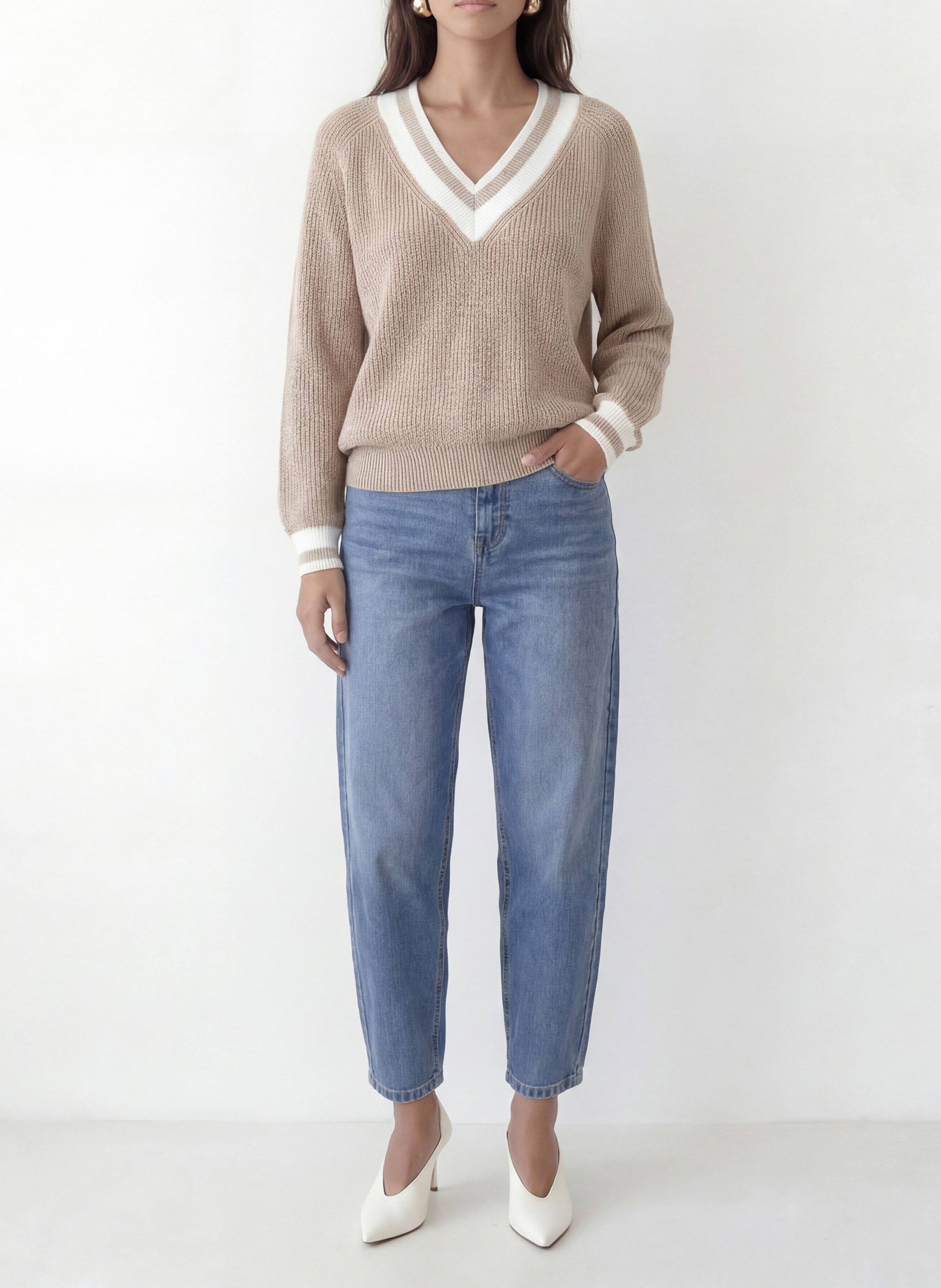 Weiter Strickpullover mit V-Ausschnitt KOOKAI Beige