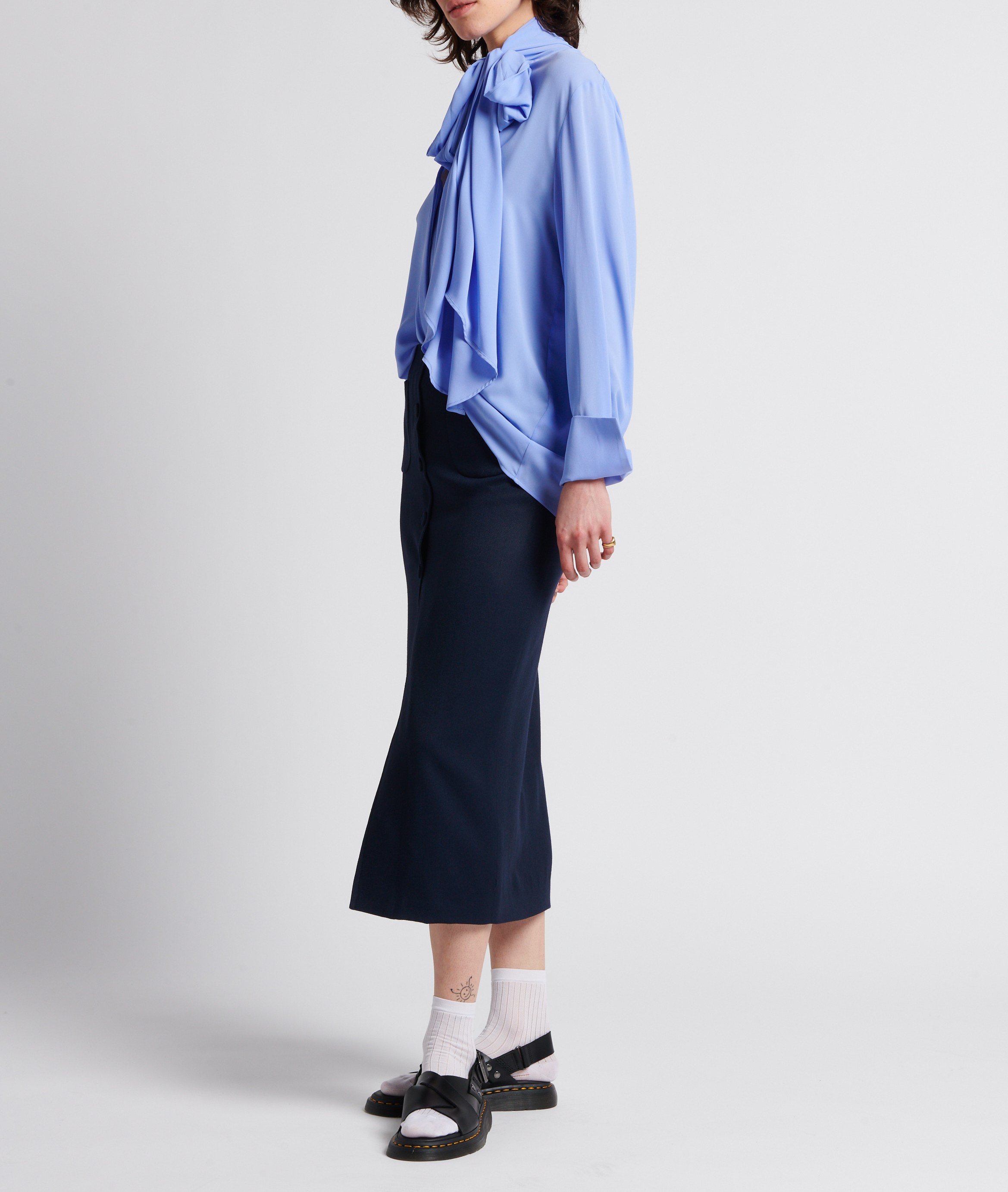 Camisa holgada fruncida con cuello lazado MARGAUX LONNBERG Morado